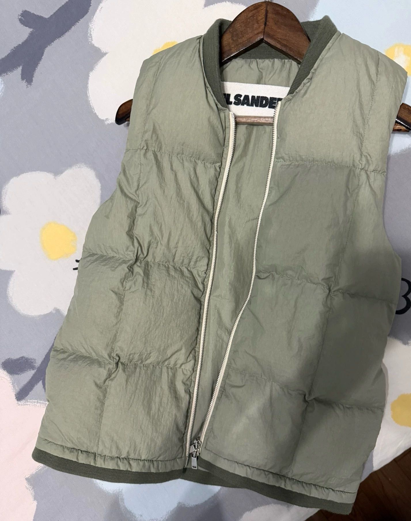 Jil Sander Jil Sander down vest in light green Size XXS / US 00 / IT 34 - 3 Thumbnail