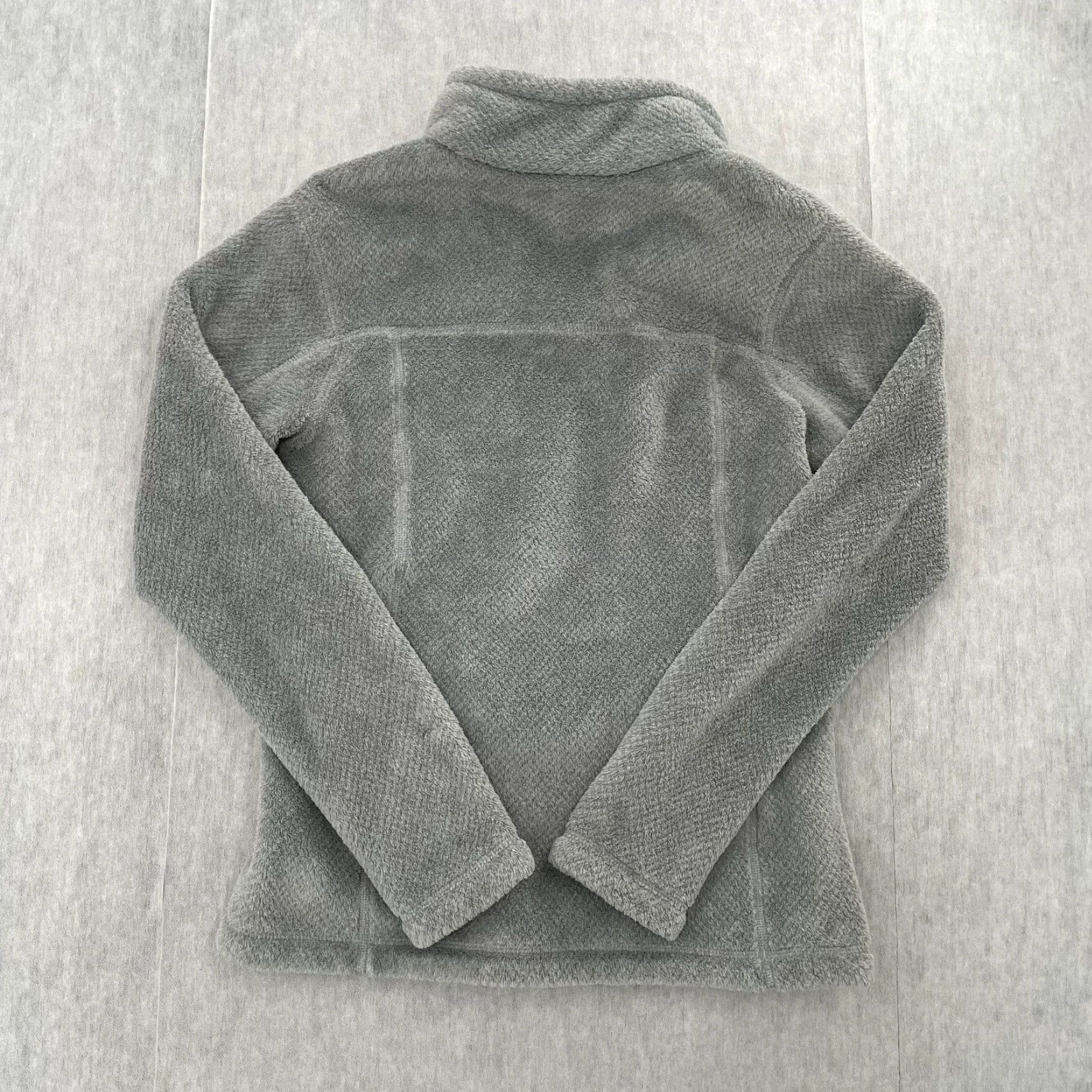 Patagonia Patagonia Jacket Womens Small Gray Snap T Fleece Pullover Polartec Logo Ladies S Size S / US 4 / IT 40 - 2 Thumbnail