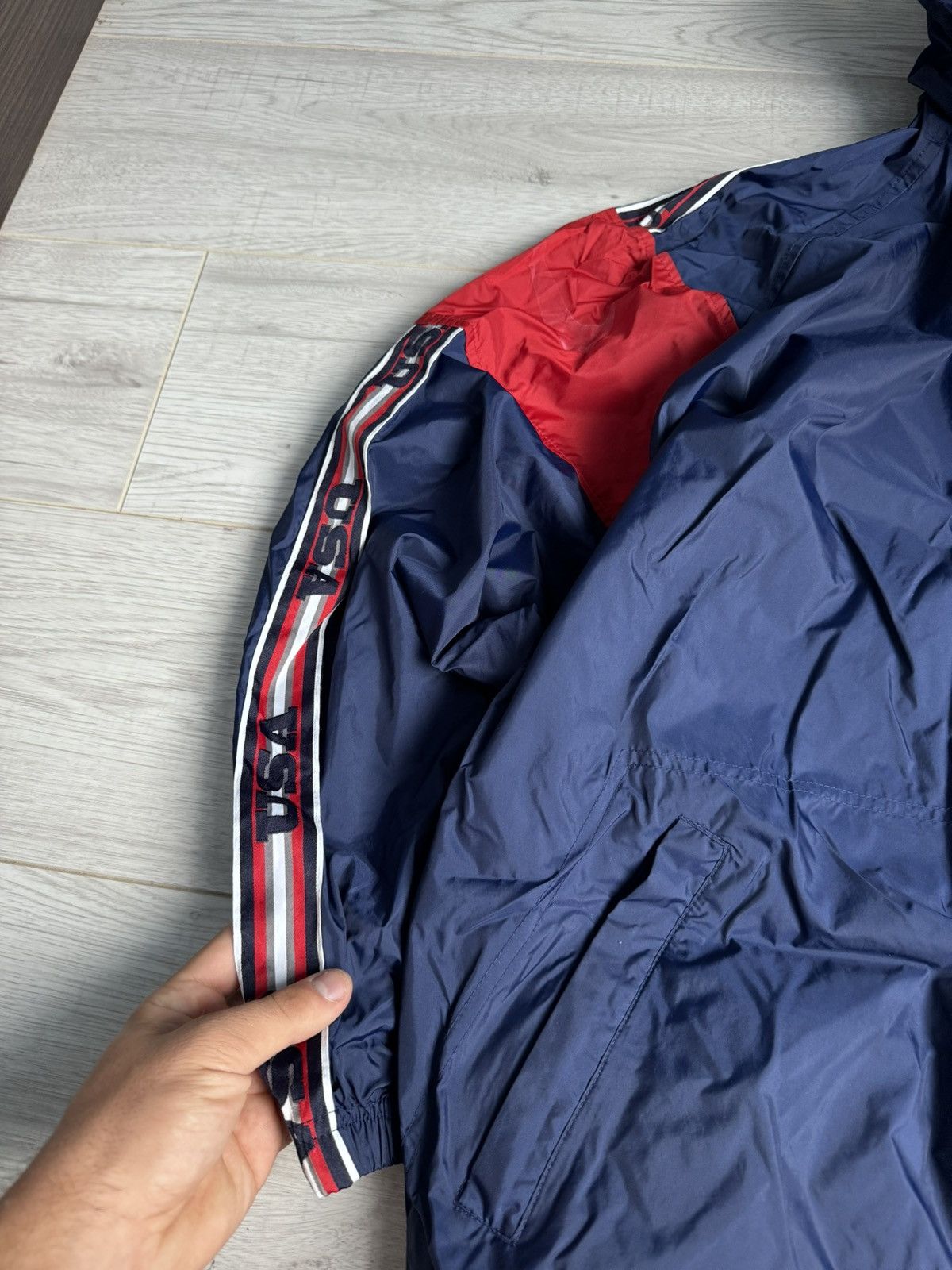 Nike × Vintage Vintage Nike USA Logo Oversized Nylon Jacket Size US L / EU 52-54 / 3 - 2 Thumbnail