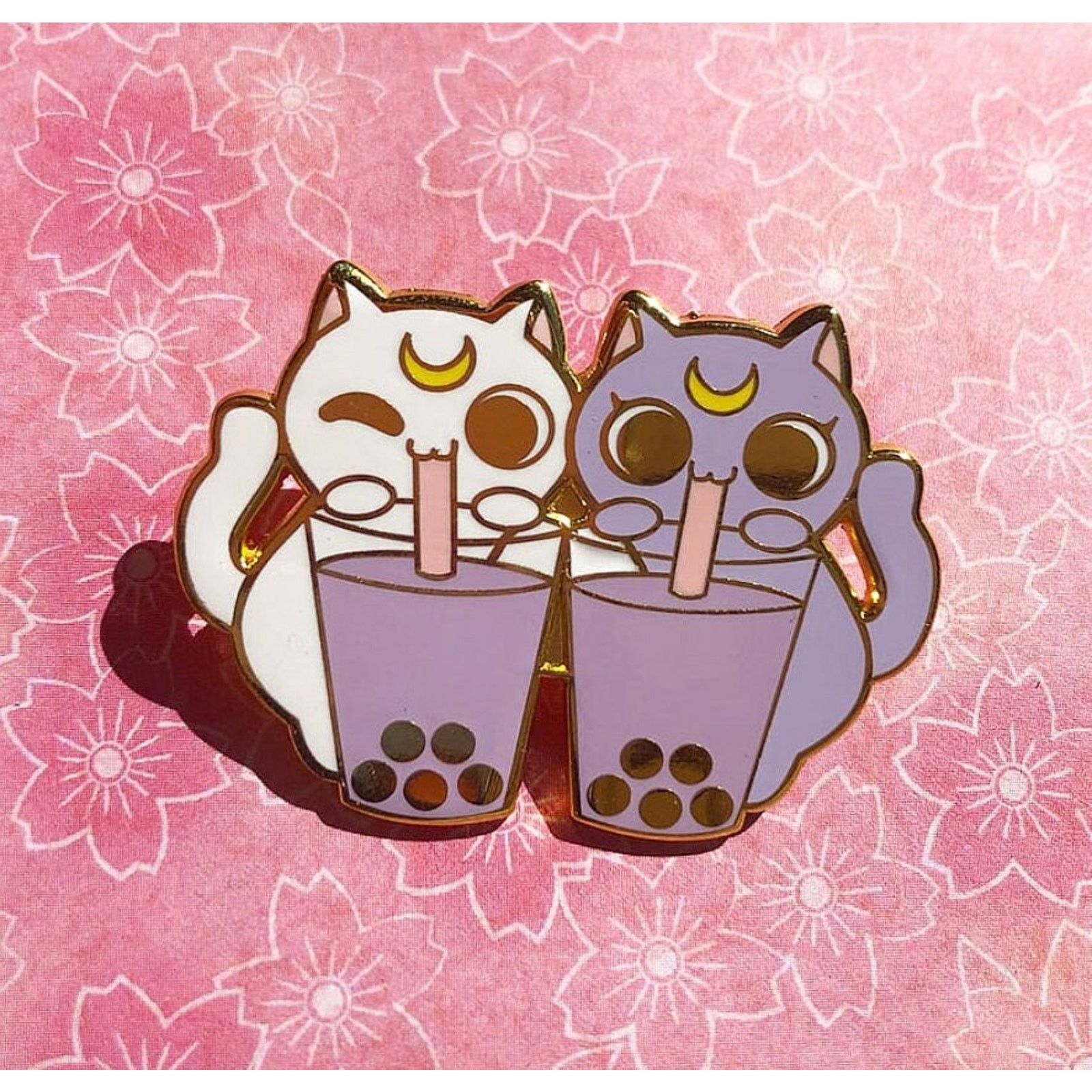 & Other Stories Sailor Moon Sailor Moon Cats Characters Enamel Pins 400 Size ONE SIZE - 1 Preview