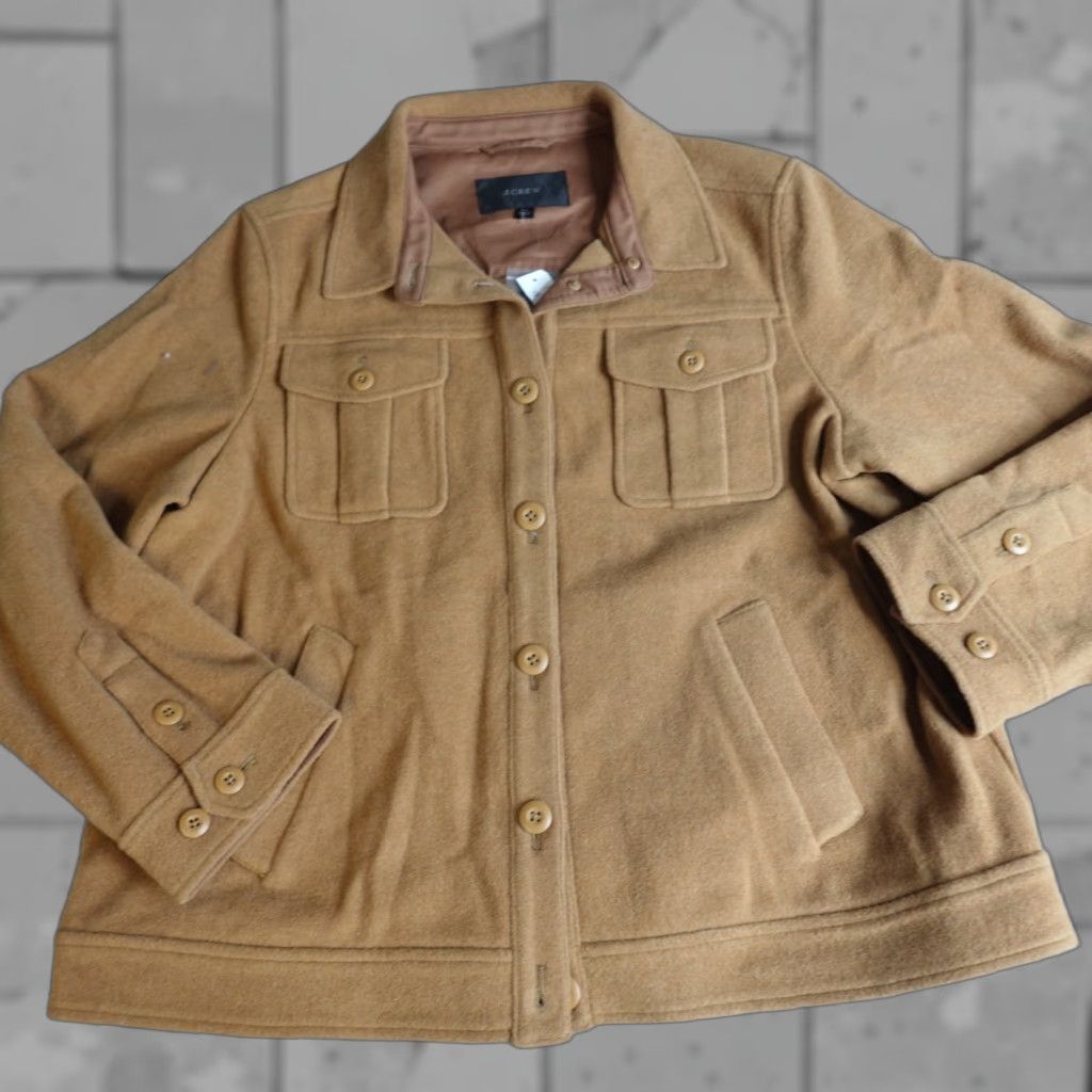 J.Crew J.Crew Womens Jacket Shacket Beige Wool Blend XL S Short Storm Pockets Casual Basic Jacket New Size S / US 4 / IT 40 - 1 Thumbnail