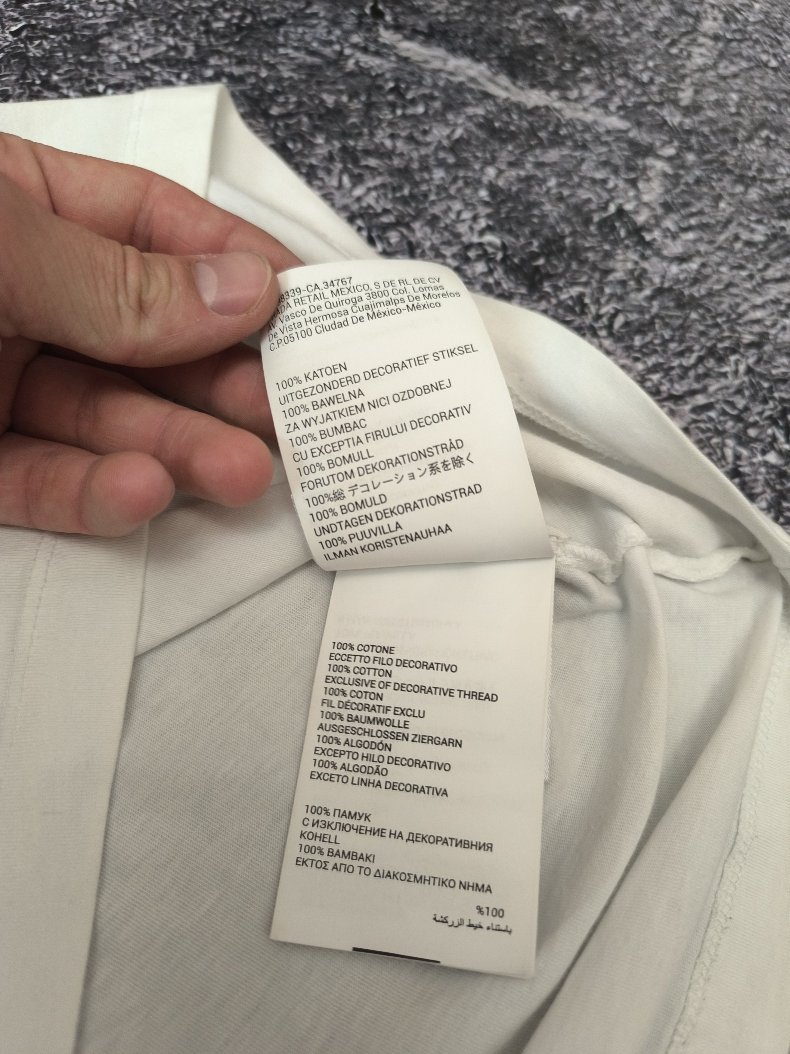 Prada T-shirt Prada Size US L / EU 52-54 / 3 - 8 Thumbnail