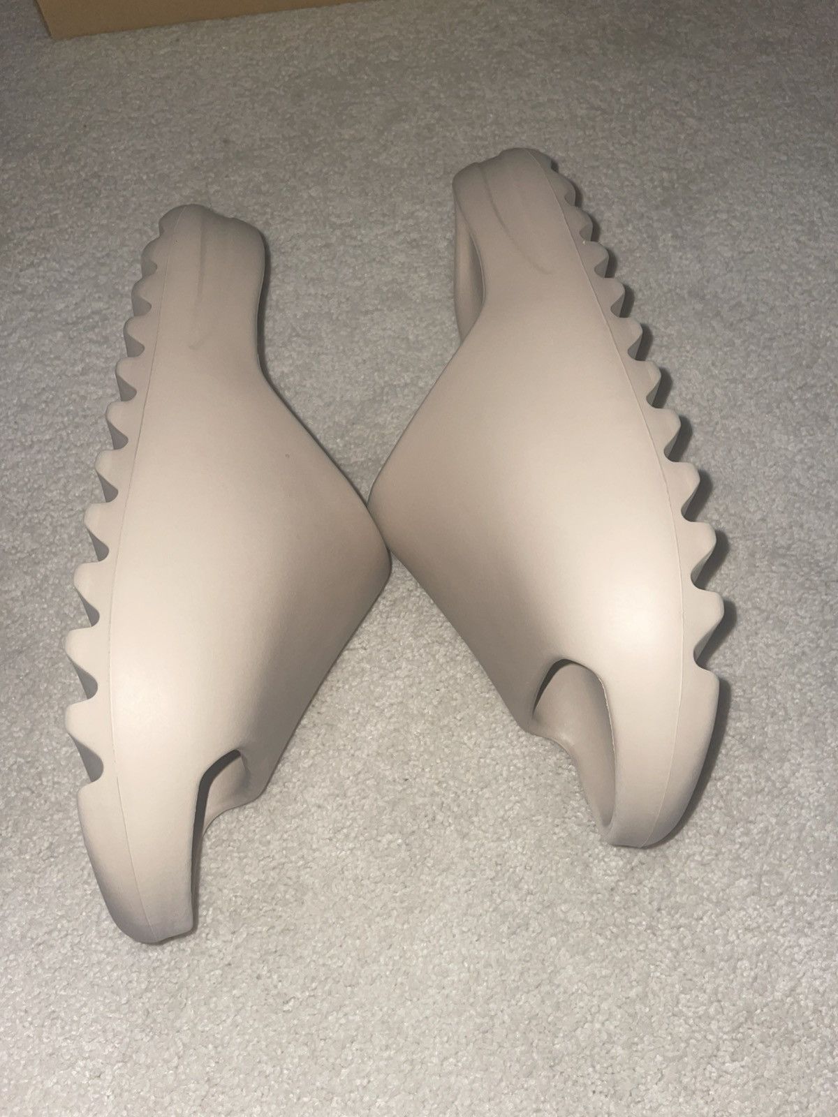 Yeezy yeezy slides pure Size US 11 / EU 44 - 4 Thumbnail
