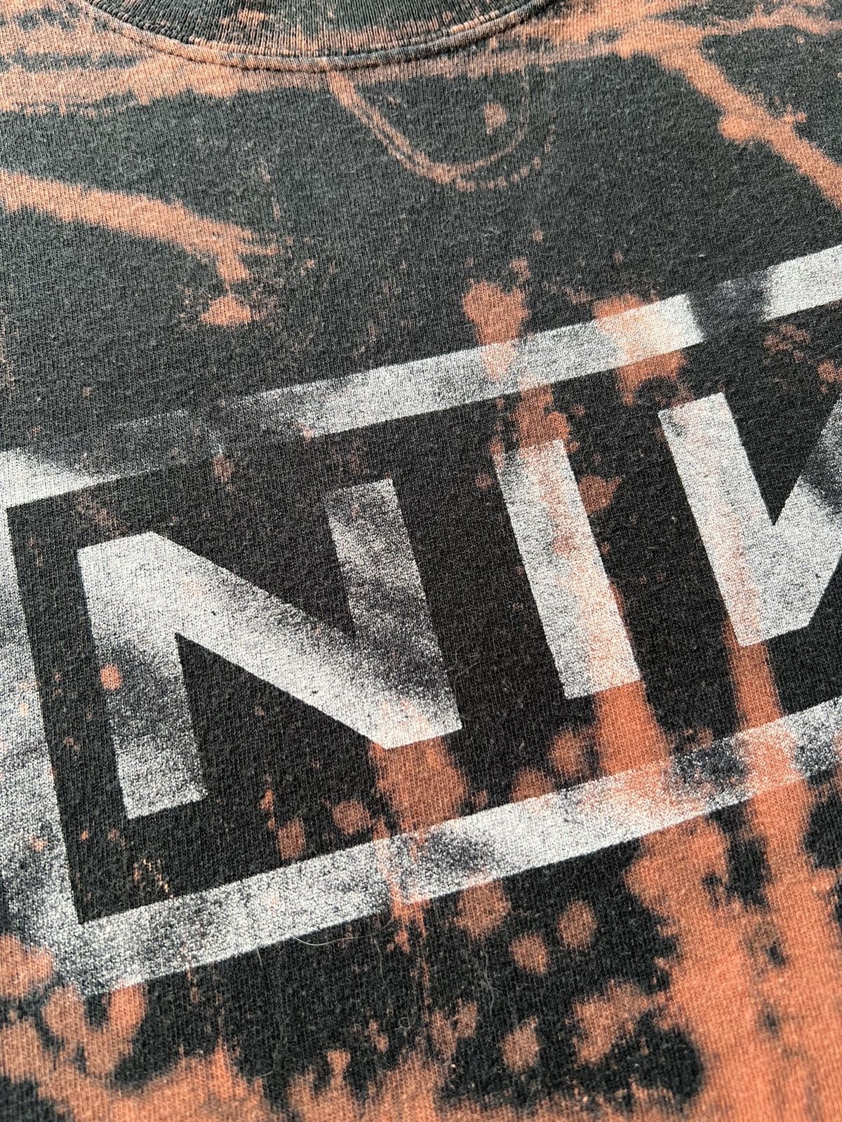 Band Tees Vintage 2006 Nine Inch Nails NIN Live With Teeth T-shirt Size US L / EU 52-54 / 3 - 7 Thumbnail