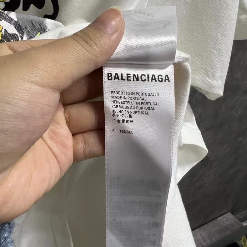 Balenciaga Balenciaga White Simpson printed logo short sleeve Size US S / EU 44-46 / 1 - 5 Thumbnail