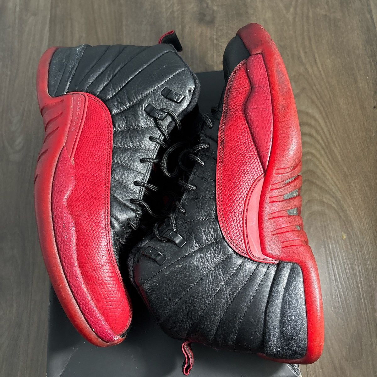 Jordan Brand Jordan 12 flu game Size US 11 / EU 44 - 2 Thumbnail