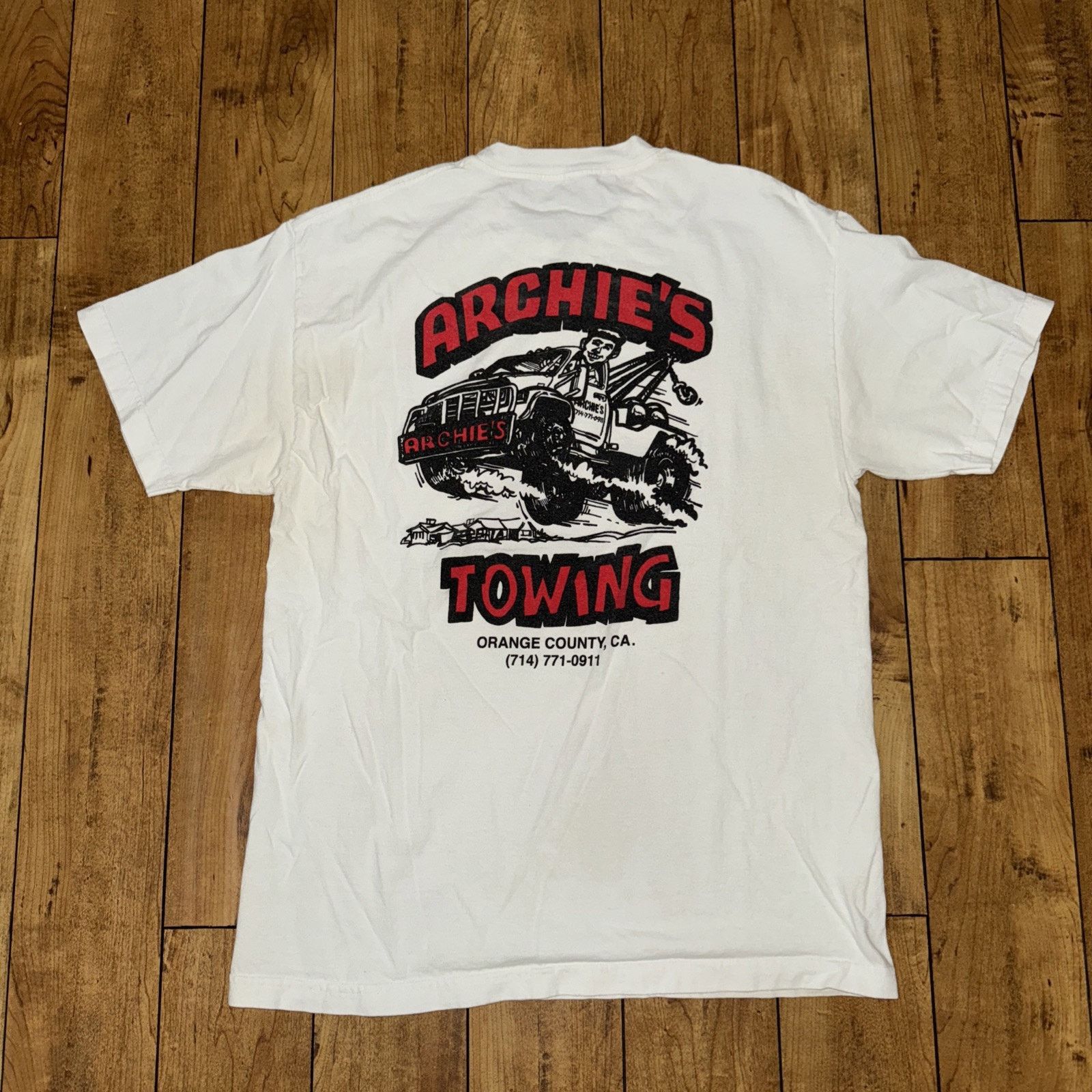 Band Tees × Vintage Vintage Archie’s Towing T-Shirt White L 21x29 Size US L / EU 52-54 / 3 - 1 Thumbnail