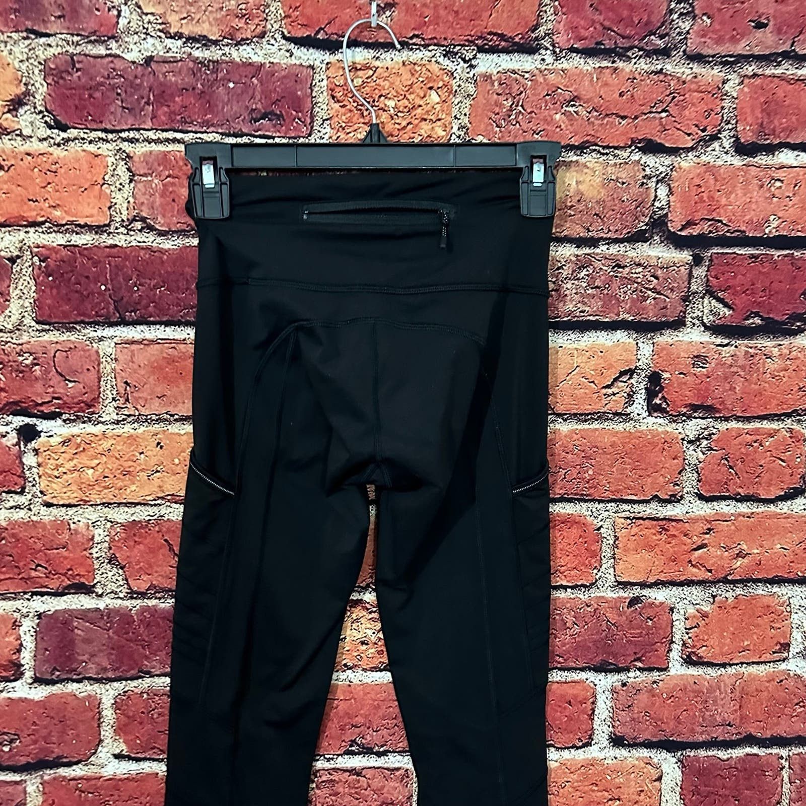Lululemon Lululemon full length black Leggings Size 28" / US 6 / IT 42 - 6 Thumbnail