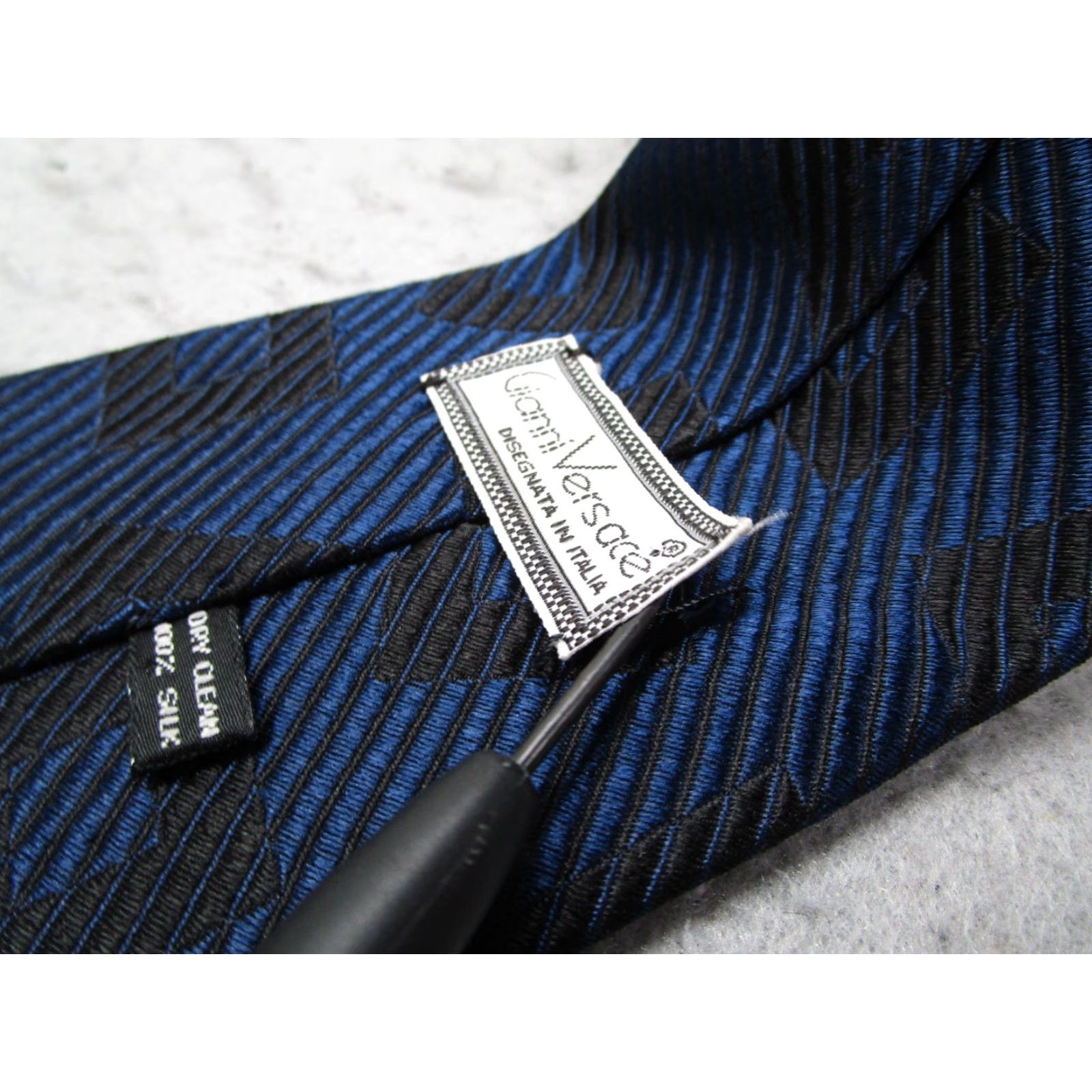 Versace Gianni Versace Neck Tie Mens Blue Silk Geometric Designer Retro Made in Spain One Size Size ONE SIZE - 6 Thumbnail