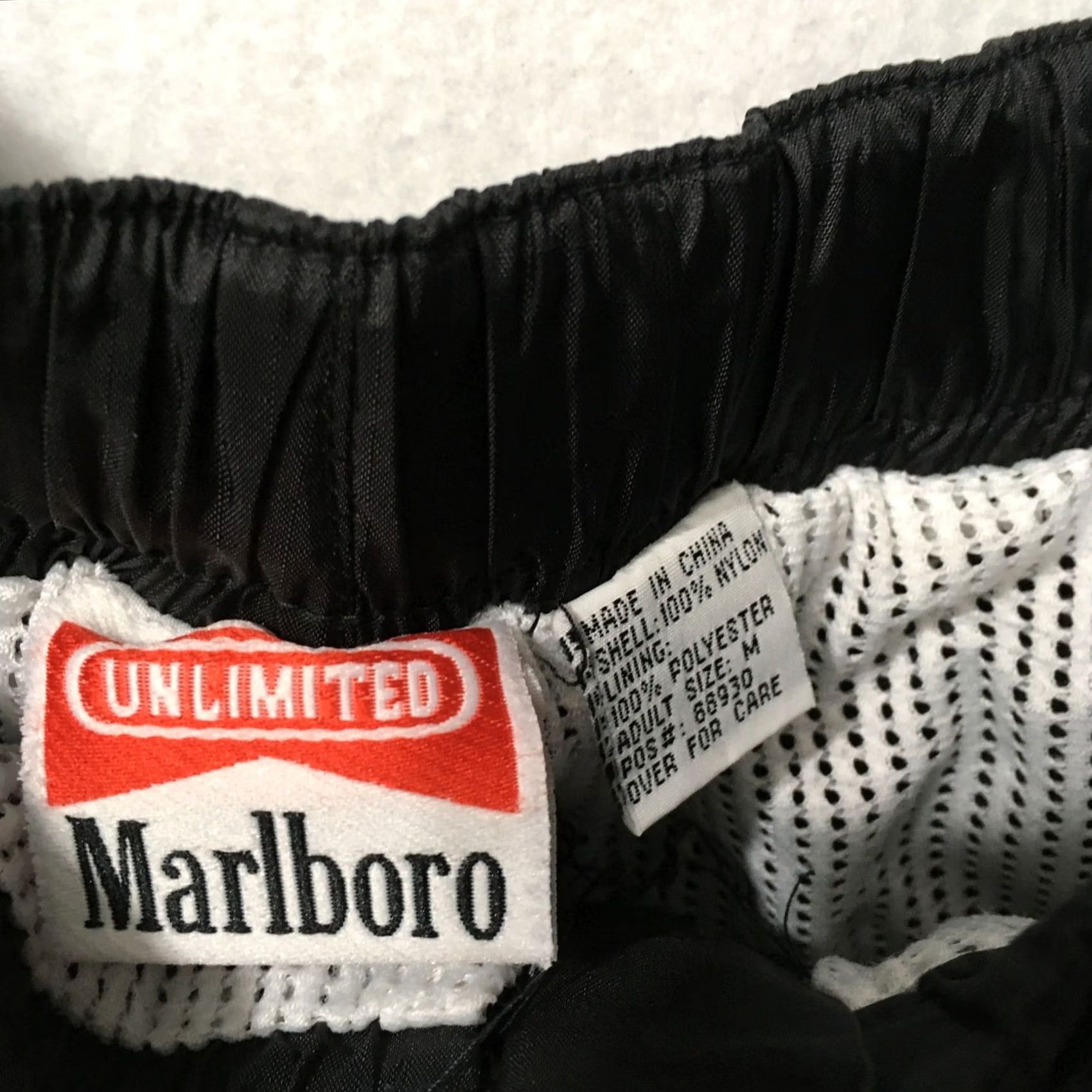 Marlboro Vintage Y2K Marlboro Swim Trunks Size medium Black NYLON Men's Size US 31 - 2 Thumbnail