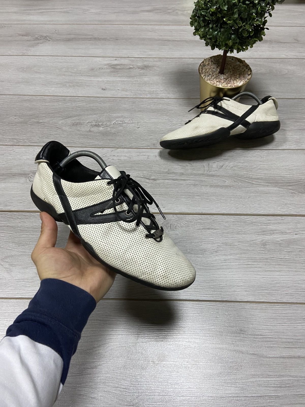 Versace Versace sneakers shoes leather Size US 11 / EU 44 - 1 Thumbnail