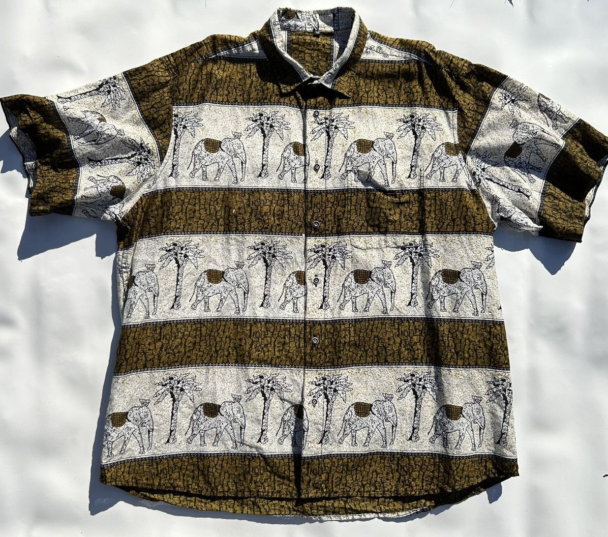 Other Festival Shirt Unique Abstract Pattern Design Size XL / XXL Size US XXL / EU 58 / 5 - 1 Thumbnail