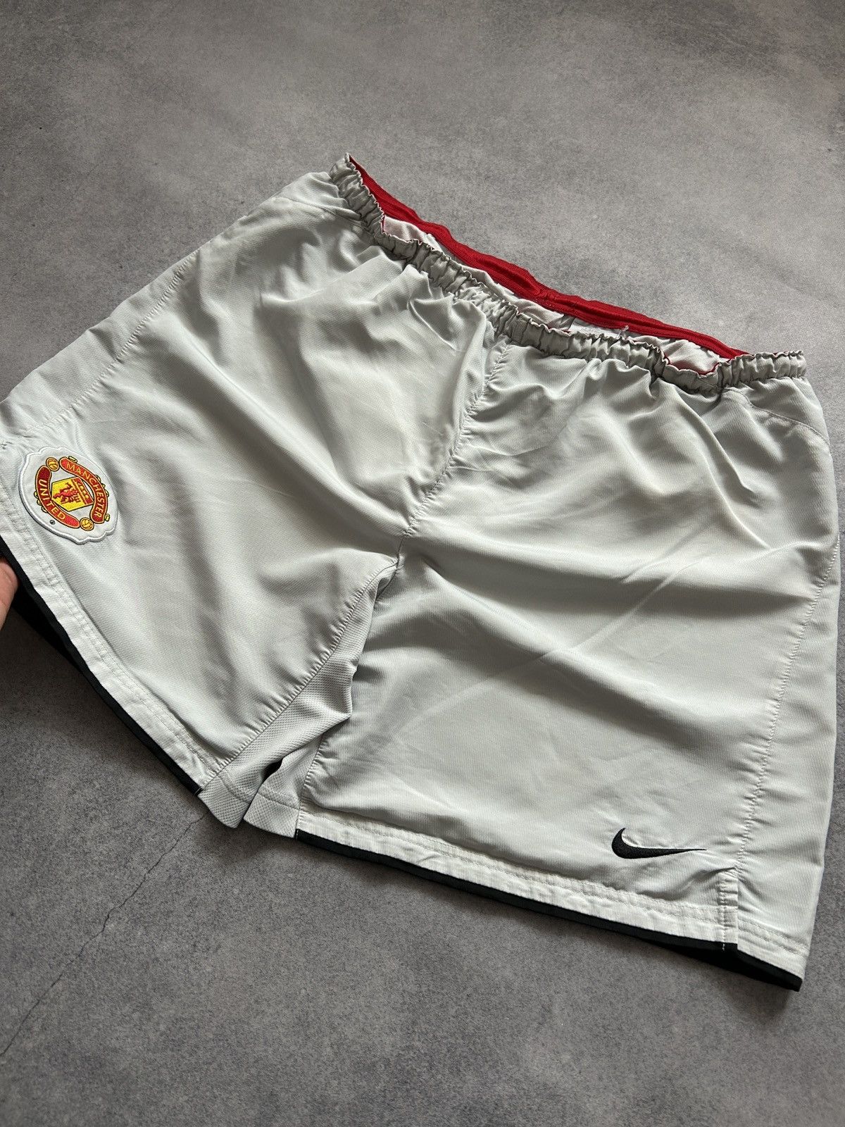 Nike × Vintage Vintage Nike x Manchester United shorts soccer y2k mens Size US 34 / EU 50 - 2 Thumbnail