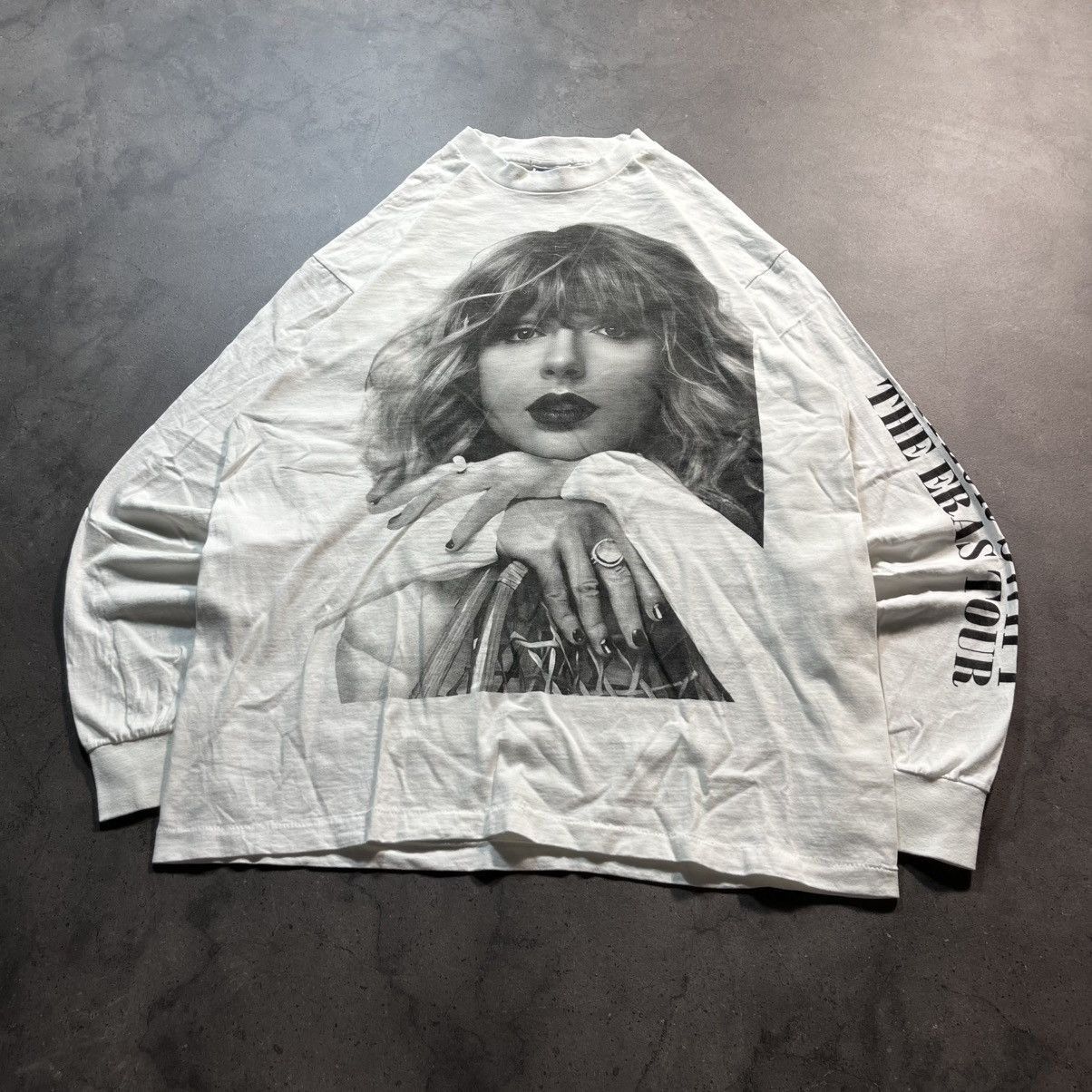 Band Tees Vintage 2000s Taylor Swift The Eras Tour Longsleeve Tee Size US XL / EU 56 / 4 - 2 Thumbnail