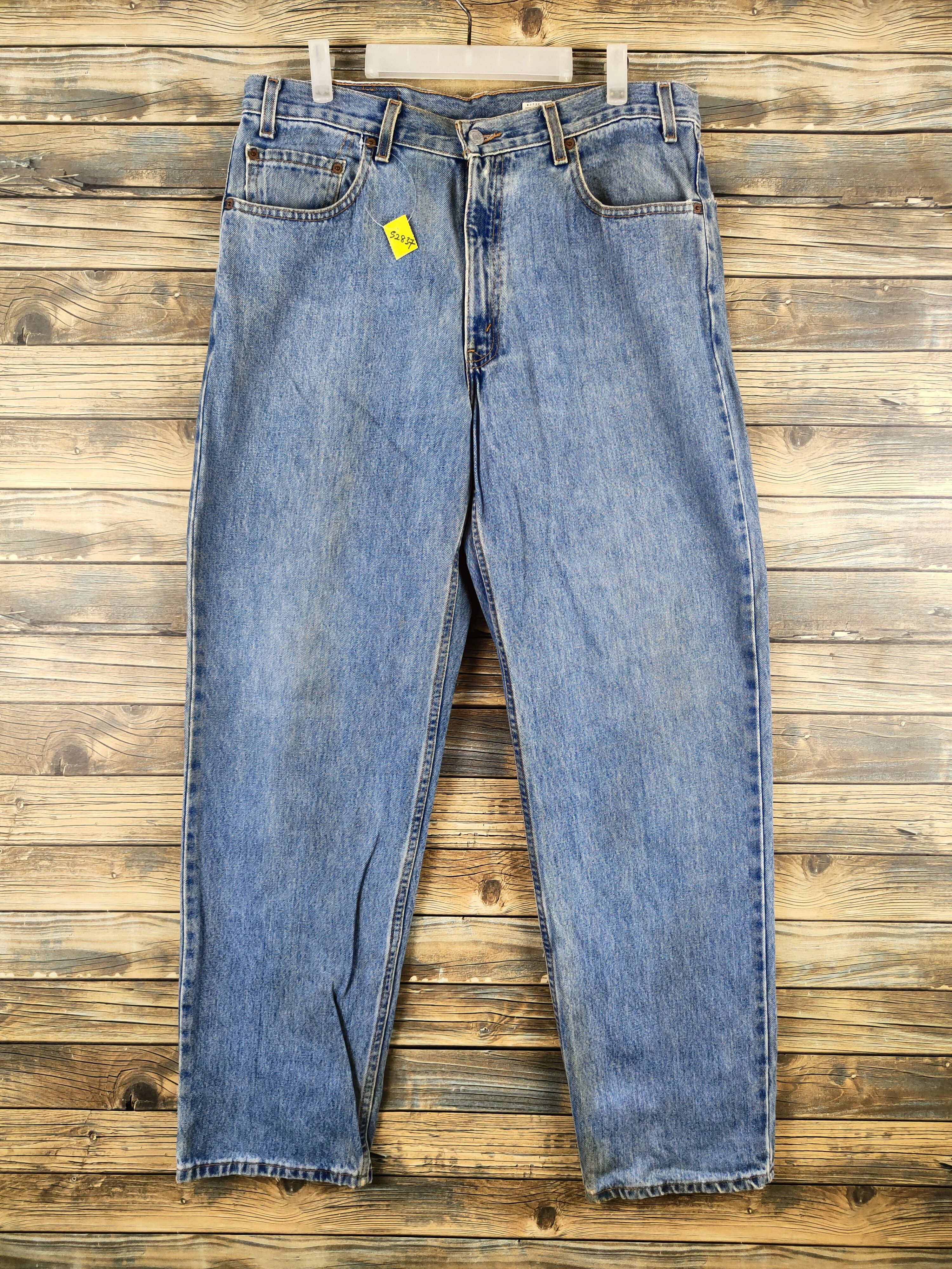 Levi's 550 Levi's Blue Distressed Ripped denim Jeans #S2837 Size US 35 - 1 Thumbnail
