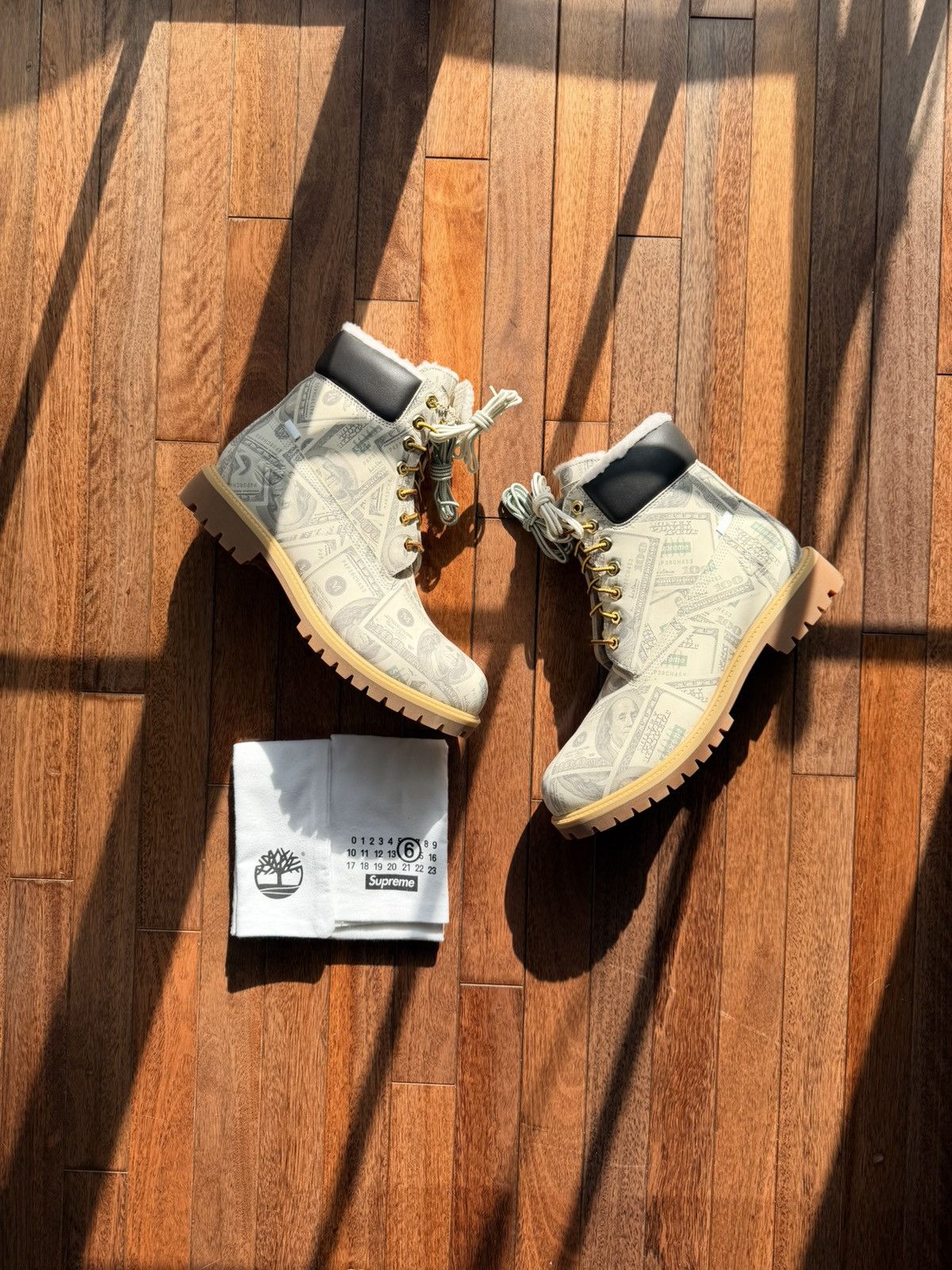 Supreme MM6 Maison Margiela Timberland Money 6" Premium Boot