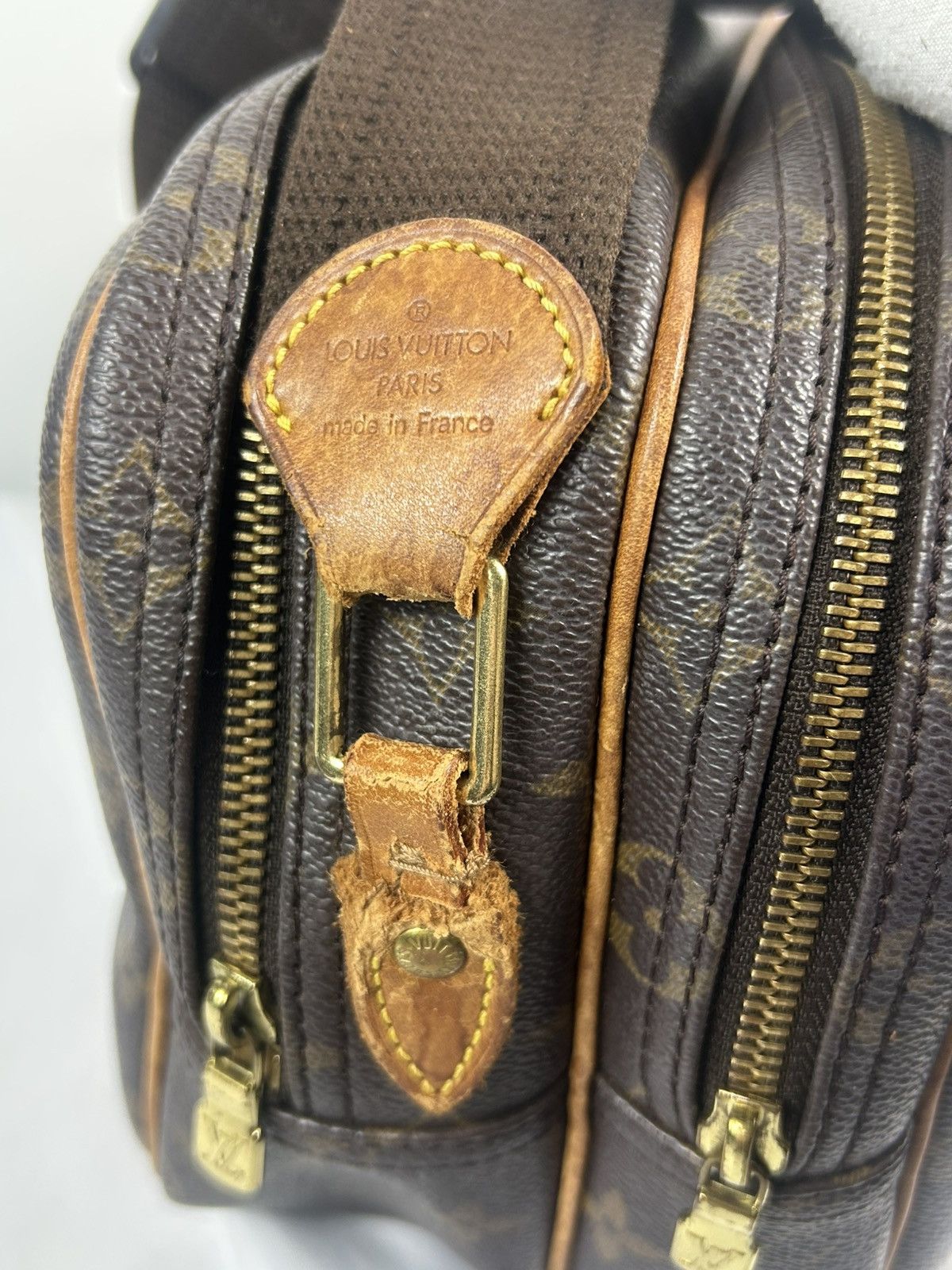 Louis Vuitton Louis Vuitton Monogram Reporter Messenger Bag Size ONE SIZE - 6 Thumbnail