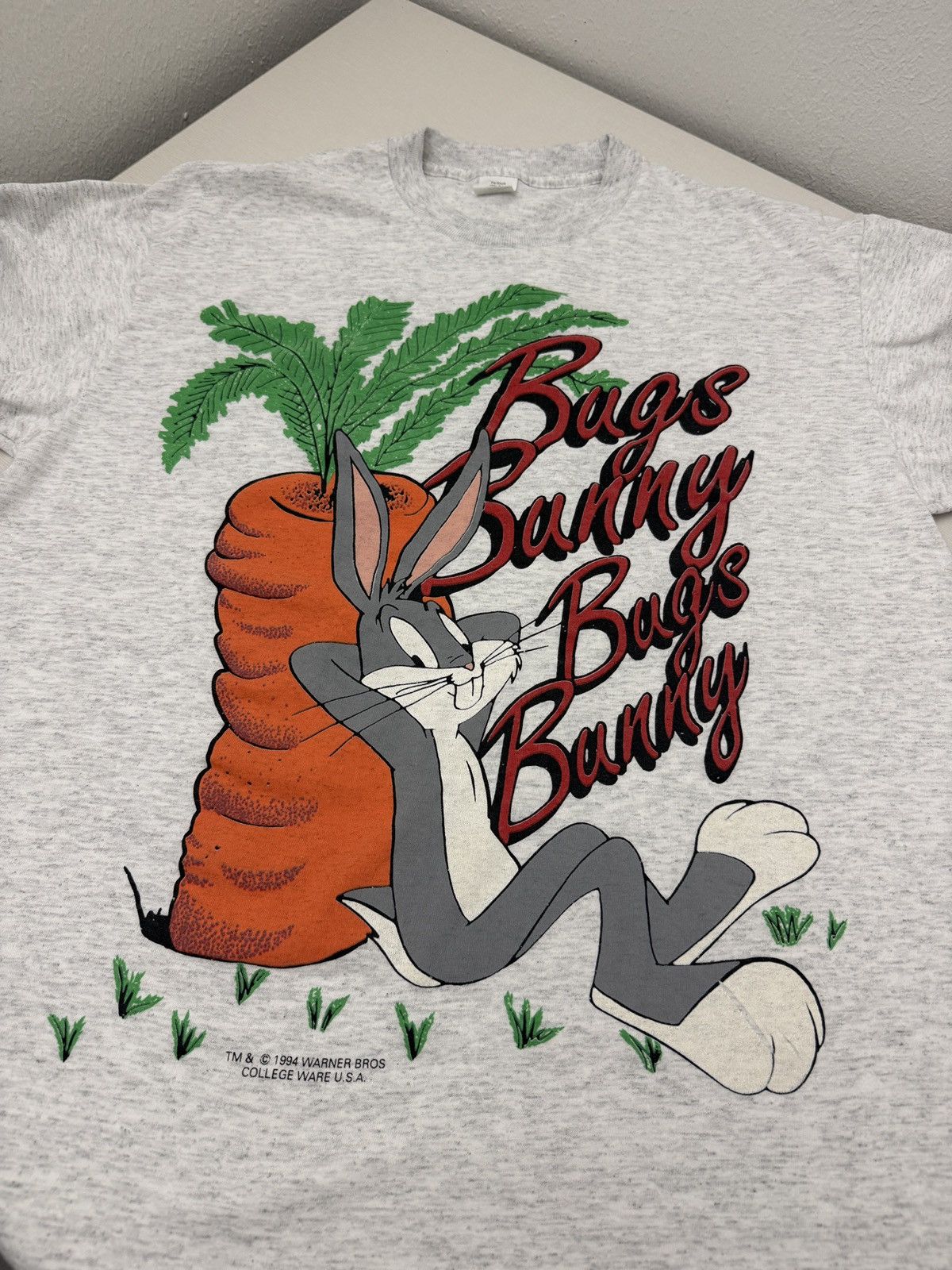 Warner Bros Vintage 90s Bugs Bunny Graphic TShirt Single Stitch 1994 Size US L / EU 52-54 / 3 - 3 Thumbnail