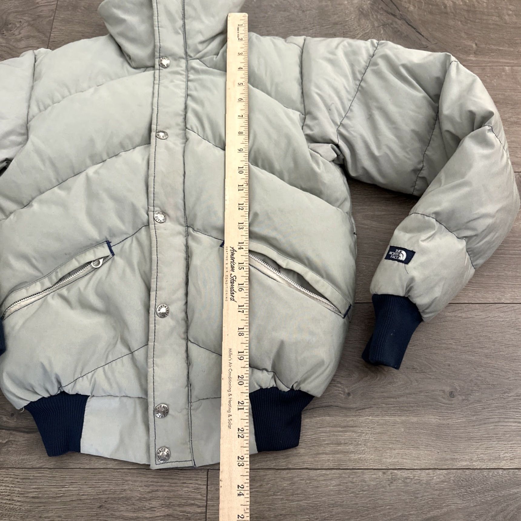 The North Face VINTAGE The North Face Down GORE-TEX Jacket Mens S Gray 80s Puffer Water-Resistant Goose Down Jacket Size US S / EU 44-46 / 1 - 7 Thumbnail