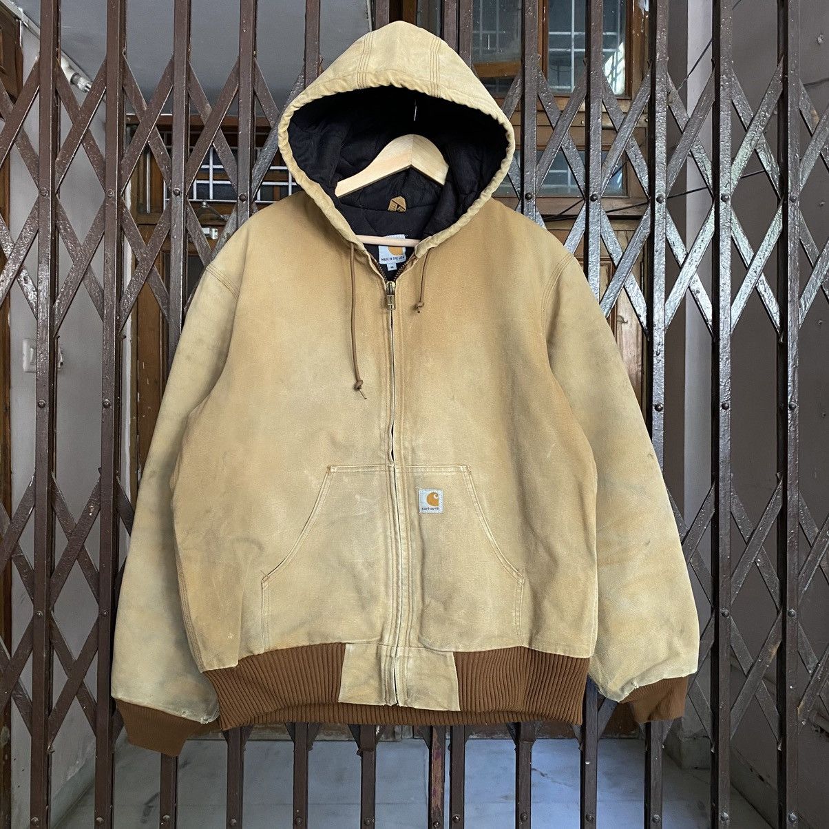Carhartt Vintage Carhartt Brown Active Jacket J140 BRN Size US M / EU 48-50 / 2 - 1 Thumbnail