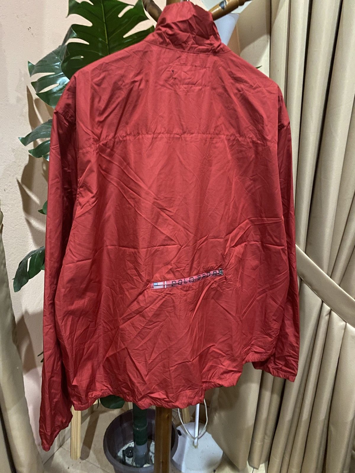 Ralph Lauren Sport Vintage Polo Sport Ralph Lauren Red Windbreaker Jacket 90s Size US L / EU 52-54 / 3 - 9 Thumbnail