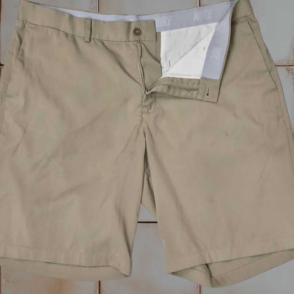 Nike Golf Shorts 36 Khaki Standard Chino Dri-Fit Embroidered Logo Mens in Beige, Men's