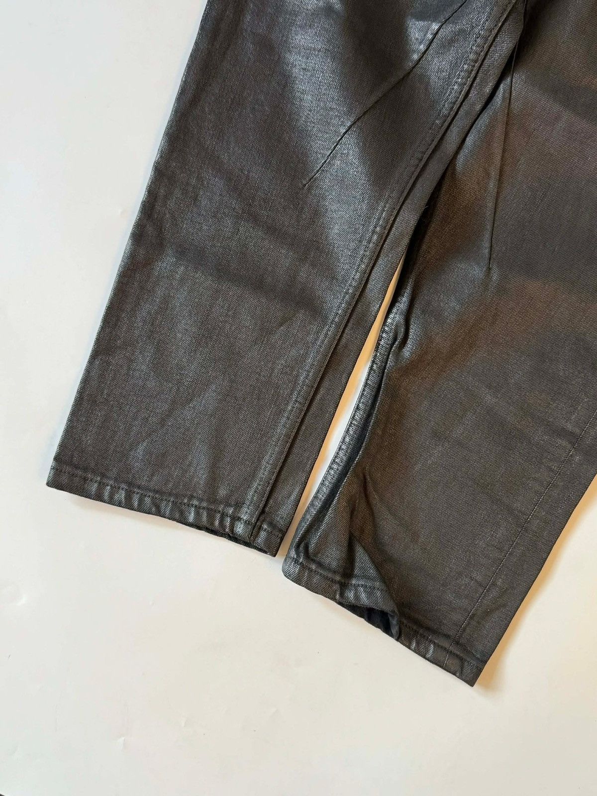 Rick Owens Rick Owens Black Waxed Cropped Pants Size US 32 / EU 48 - 8 Thumbnail
