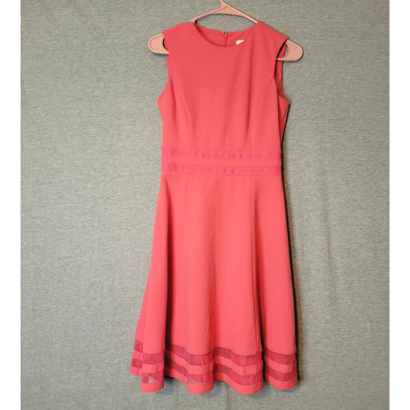 Calvin Klein Women's Calvin Klein Knee Length Dress 4 Size S / US 4 / IT 40 - 1 Thumbnail
