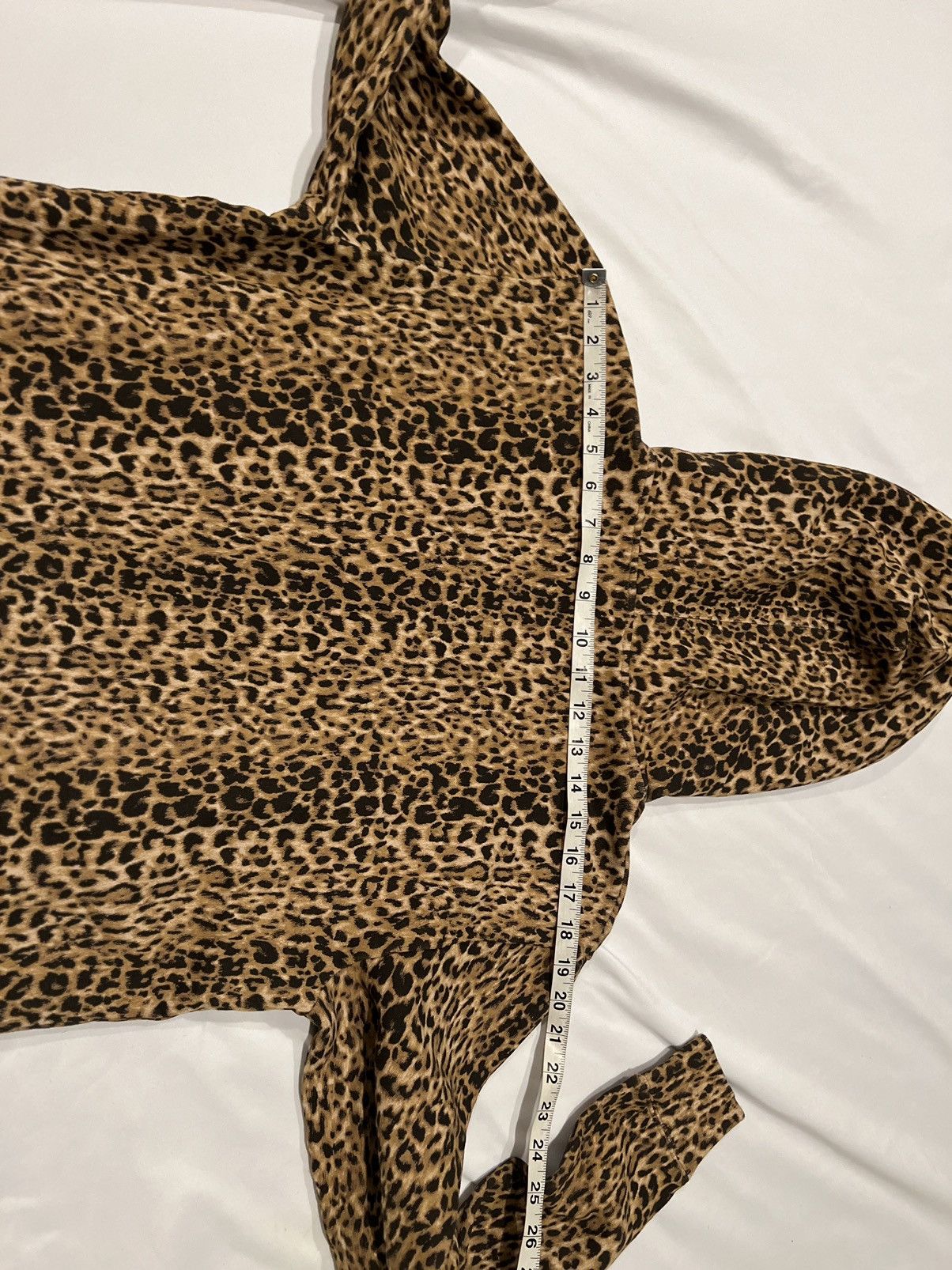 Saint Laurent Paris Saint Laurent men’s leopard print hoodie. S. $1090 Size US S / EU 44-46 / 1 - 7 Thumbnail