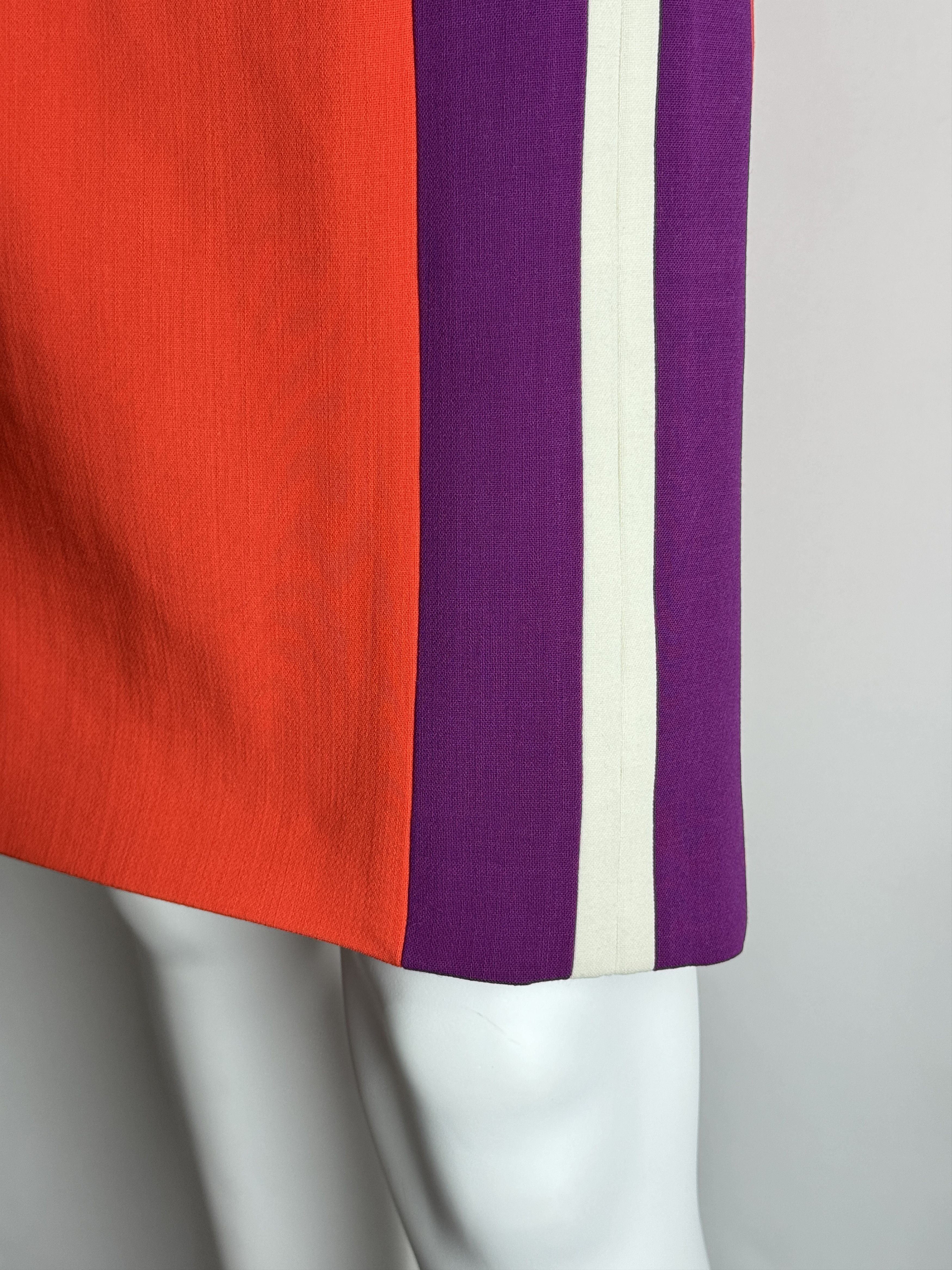 Fendi FENDI women’s wool pencil skirt, made in Italy Size 30" / US 8 / IT 44 - 10 Thumbnail