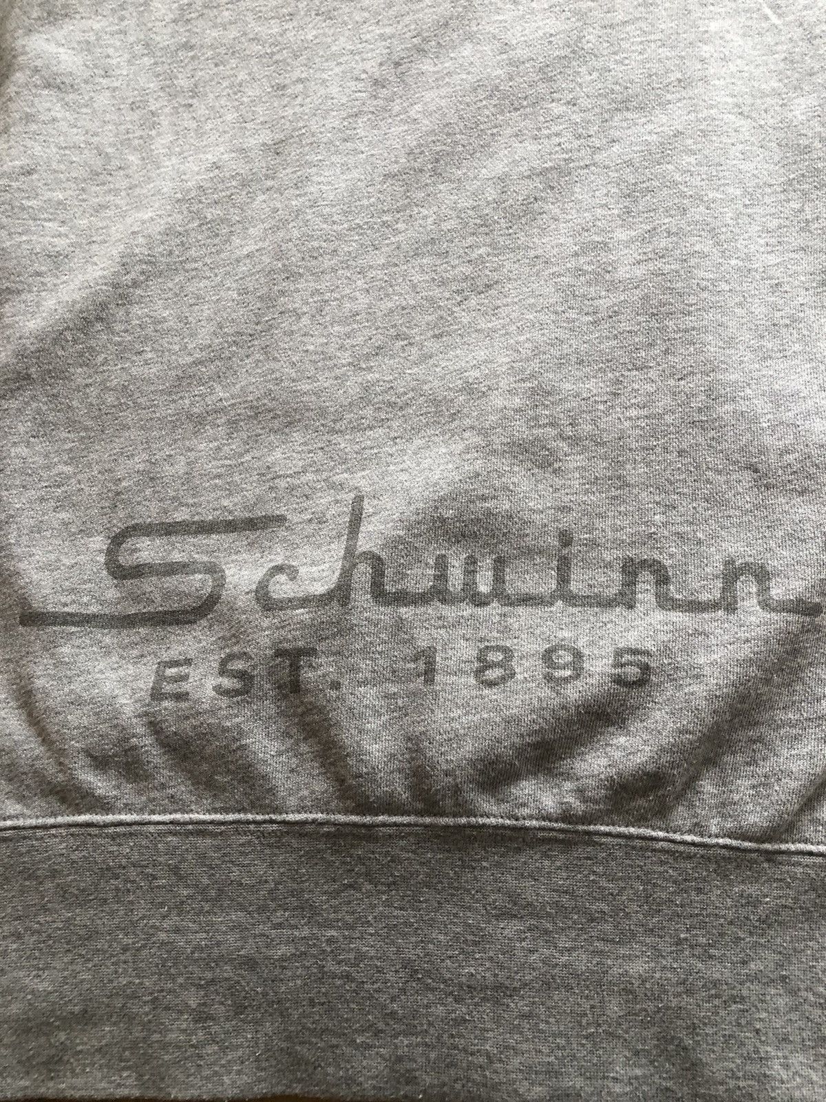 Uniqlo RARE UNIQLO X SCHWINN BIKES VINTAGE CREWNECK SWEATSHIRT Size US L / EU 52-54 / 3 - 4 Thumbnail