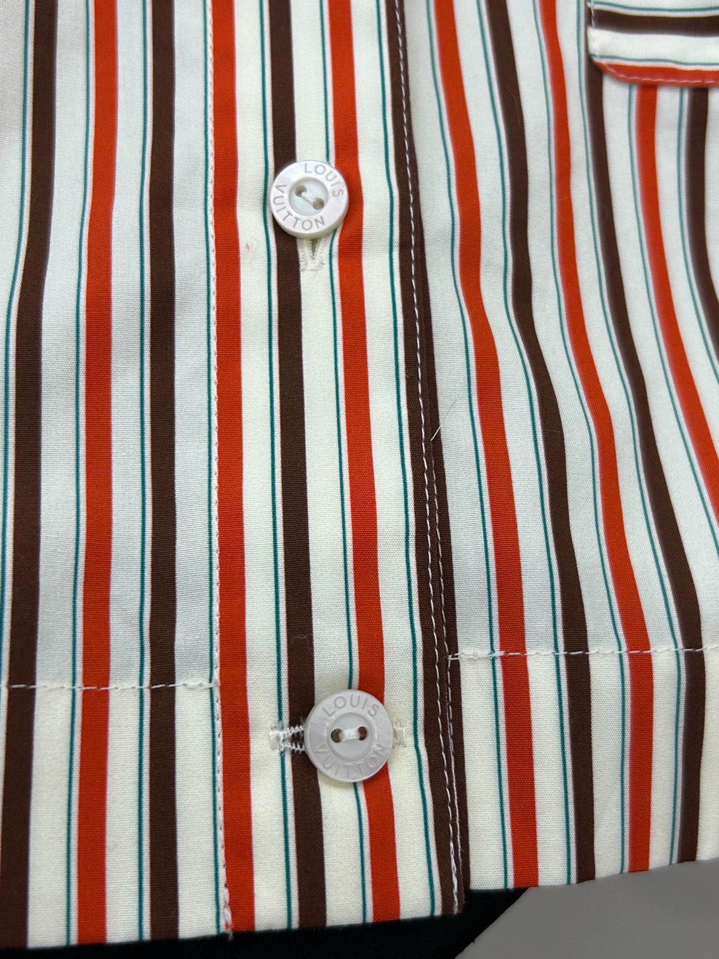 Louis Vuitton LV26 New Letter Stripe Short Shirt Size 32 Size XXS / US 00 / IT 34 - 6 Thumbnail