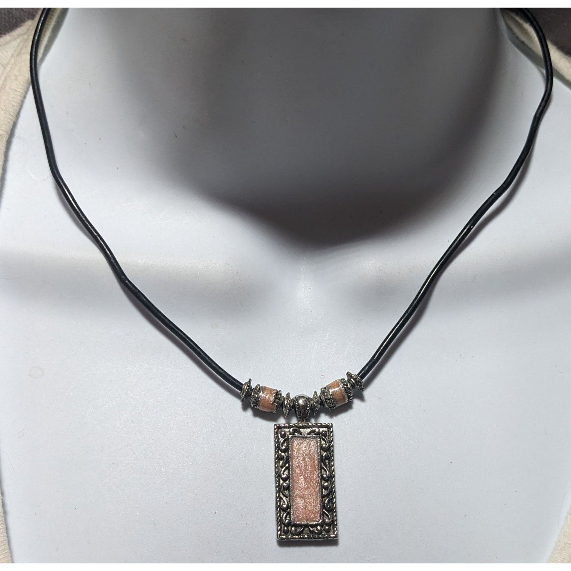 Other Vintage Boho Pendant Necklace With Pink Enamel Size ONE SIZE - 4 Thumbnail