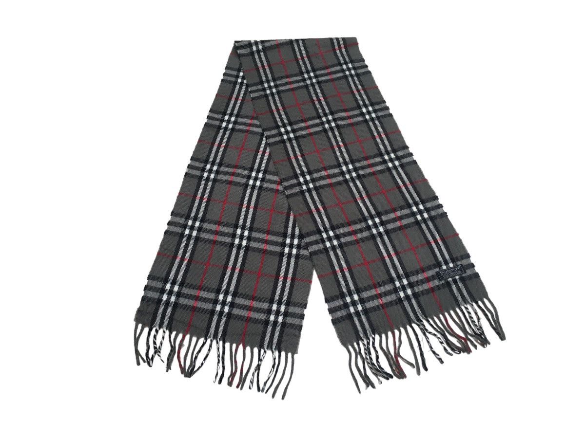 Rare Design Vintage Brand Burberry's Lamb Wool Scarves 1990s