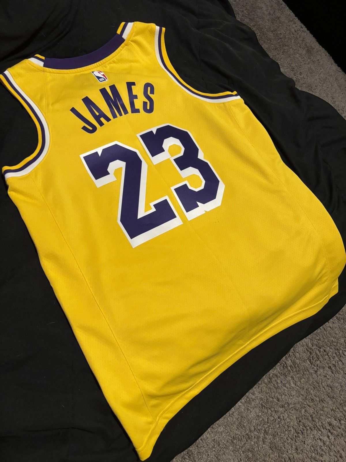 Nike LeBron Swingman Jersey 44 (M) Size US M / EU 48-50 / 2 - 2 Thumbnail