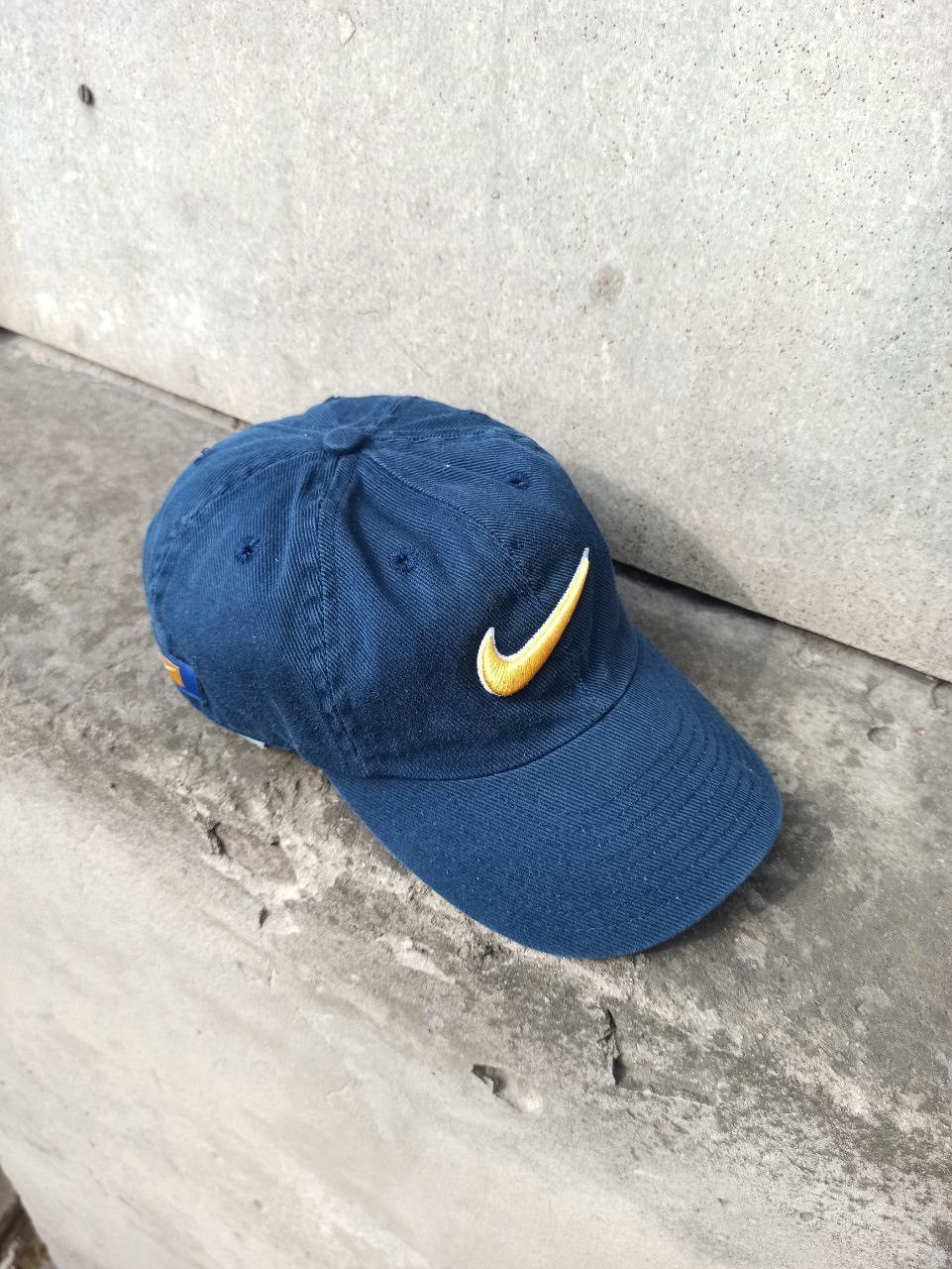 Nike Nike vintage big logo navy blue cap red tags Size ONE SIZE - 1 Thumbnail