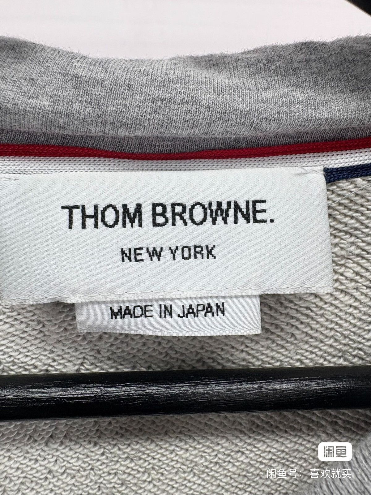 Thom Browne Thom Browne Gray four-bar zipper hoodie Size US XXL / EU 58 / 5 - 6 Thumbnail