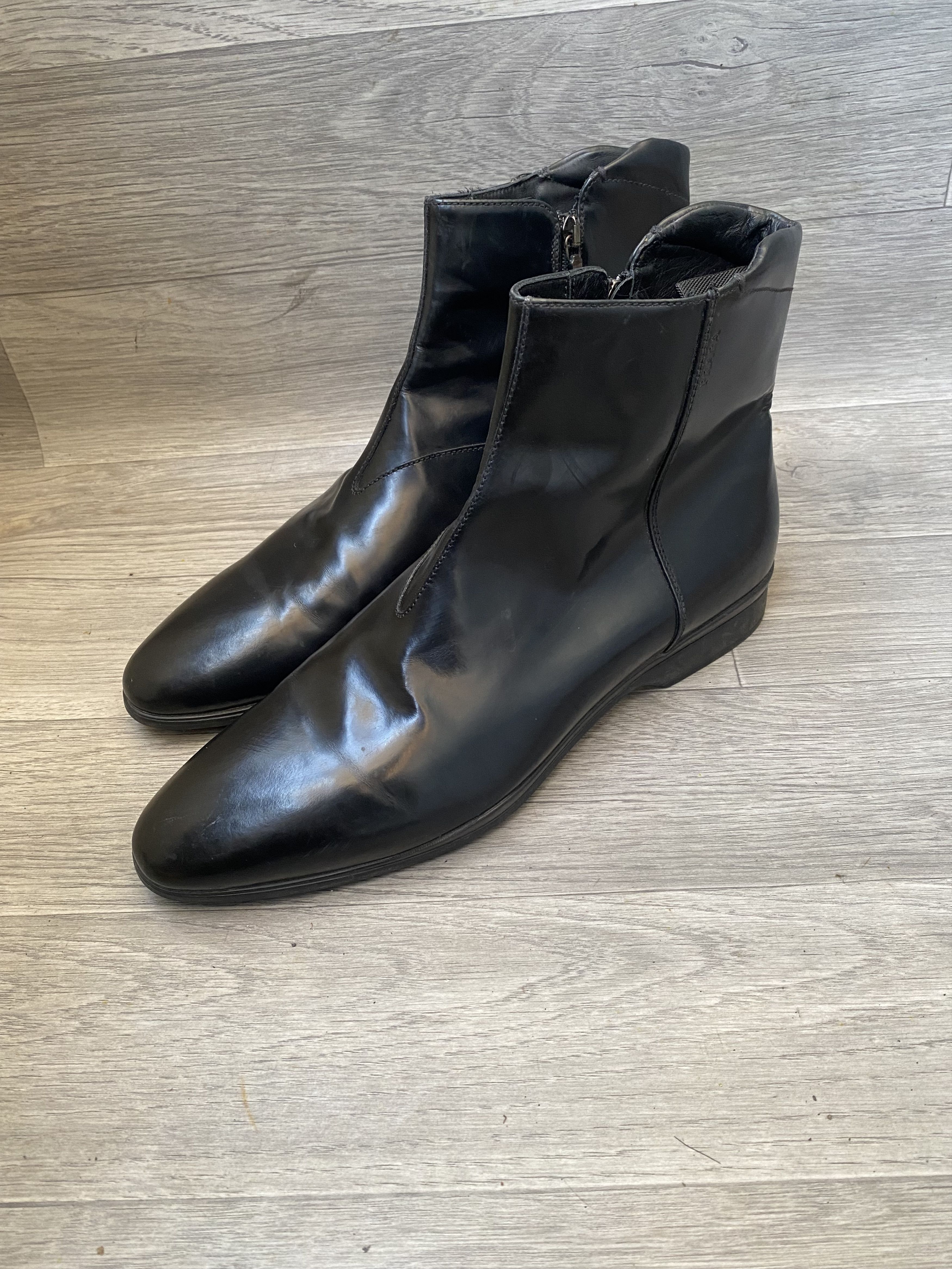 Prada Prada chelsea black patent leather boots sz 41 Size US 8 / EU 41 - 1 Thumbnail
