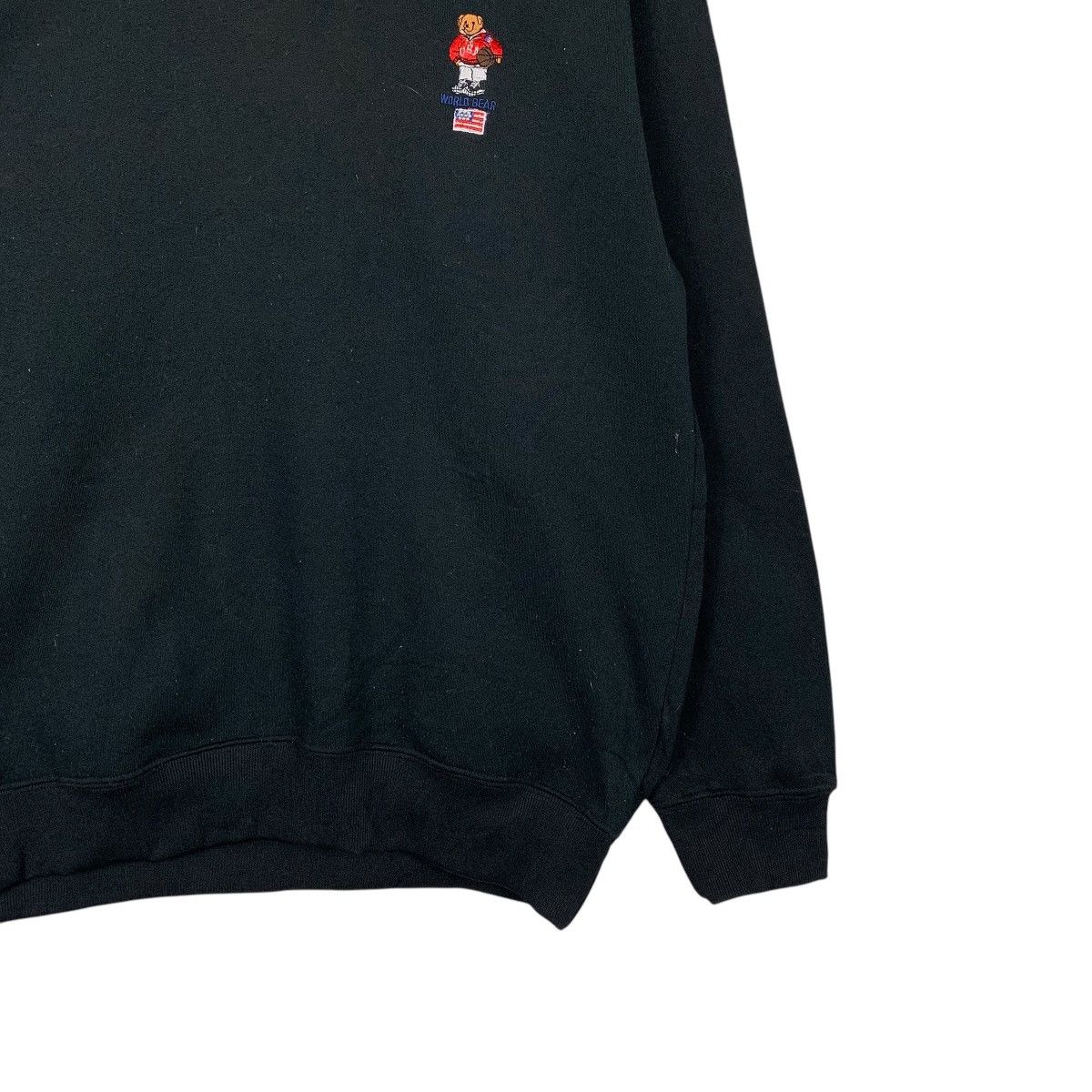Japanese Brand World Bear Small Logo Crewneck Sweatshirt Size US L / EU 52-54 / 3 - 4 Thumbnail