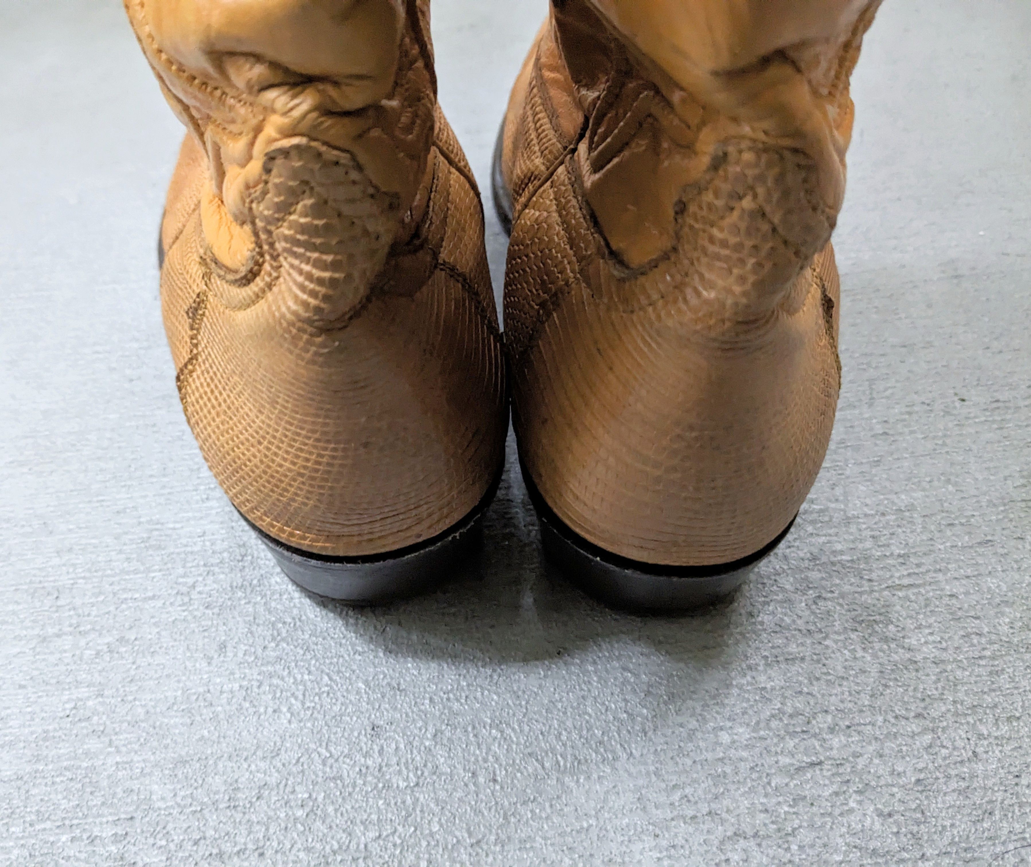 Genuine Leather Vintage Cowboy Boots Yellow Lizard 8 Wide Leather USA Size US 8 / EU 41 - 14 Thumbnail