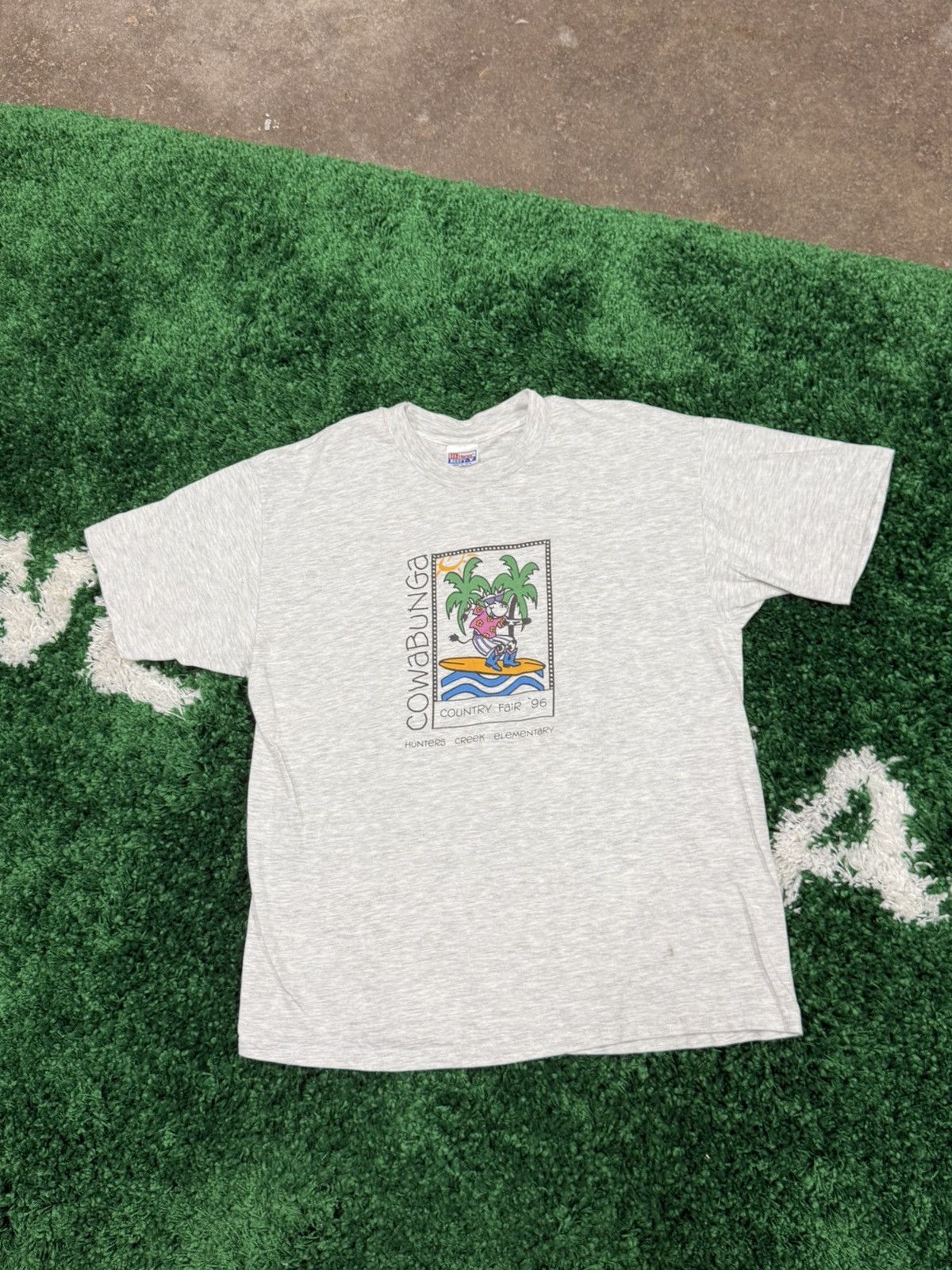 Hanes × Vintage Surfing Cow County Fair 90s Cartoon Tee XL Grey Beefy Size US XL / EU 56 / 4 - 1 Thumbnail