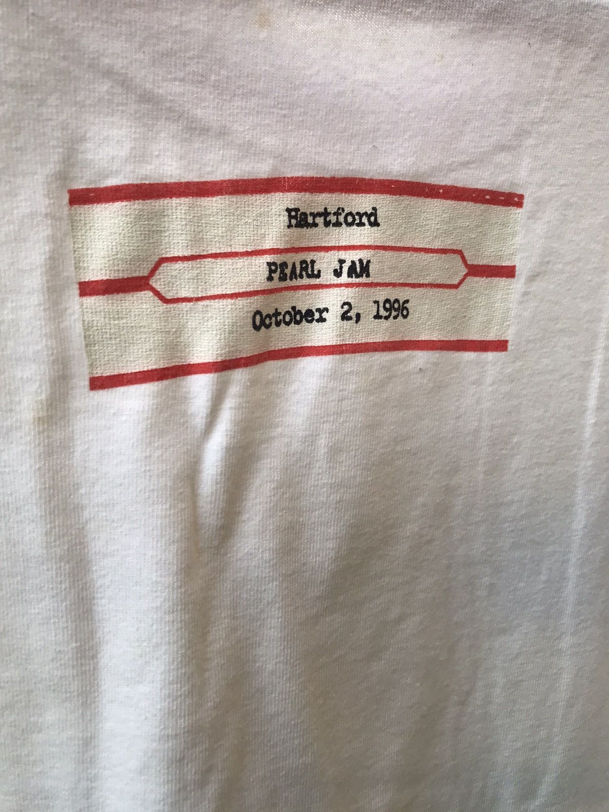 Band Tees Vintage 1996 Pearl Jam tour Hartford ringer Tees Size US L / EU 52-54 / 3 - 4 Thumbnail