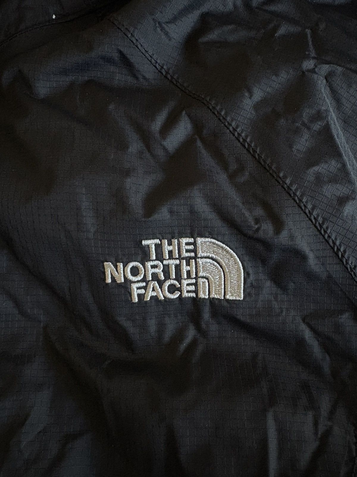 The North Face North Face windbreaker Size L / US 10 / IT 46 - 3 Thumbnail