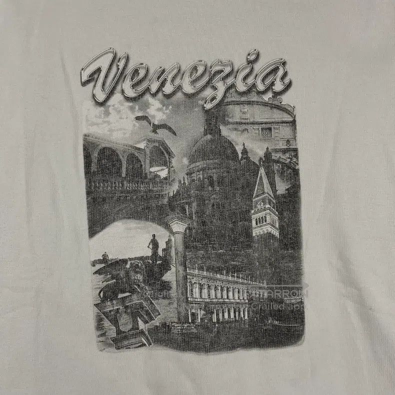 Balenciaga Balenciaga Castle Print White Hooded Sweatshirt Size US S / EU 44-46 / 1 - 2 Thumbnail