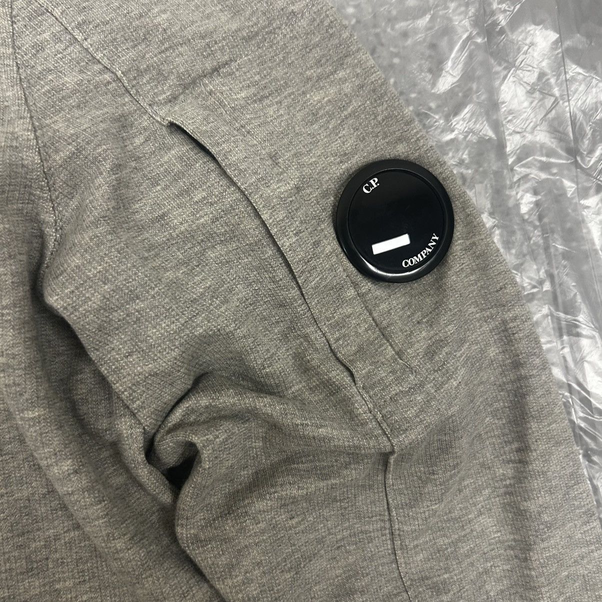 C.P. Company CP Company Pullover Crewneck Jumper with Micro Lens Size US M / EU 48-50 / 2 - 4 Thumbnail