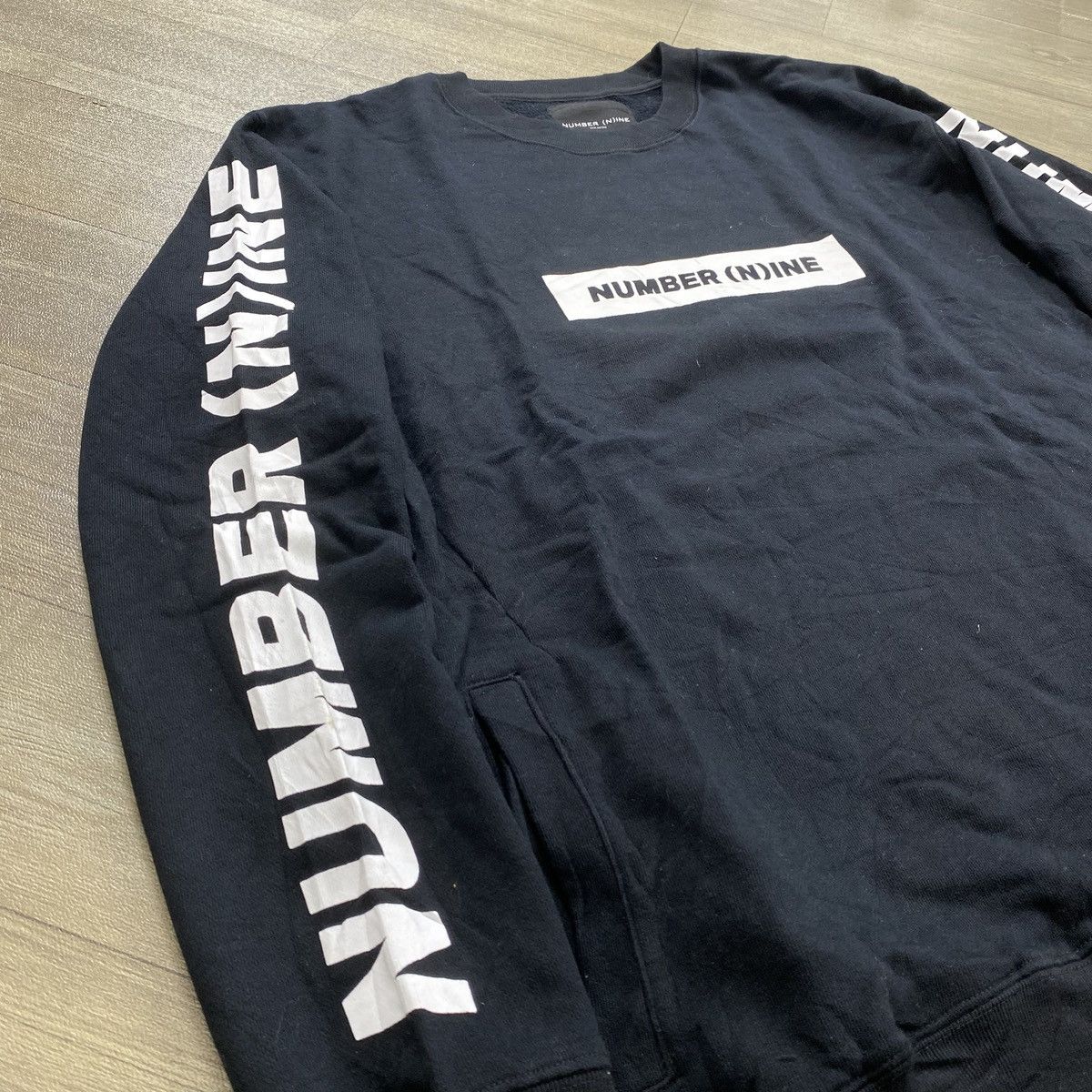 Number (N)ine 2000s Number (N)ine Spell Out Logo Tapped Pocket Sweatshirt Size US L / EU 52-54 / 3 - 12 Thumbnail