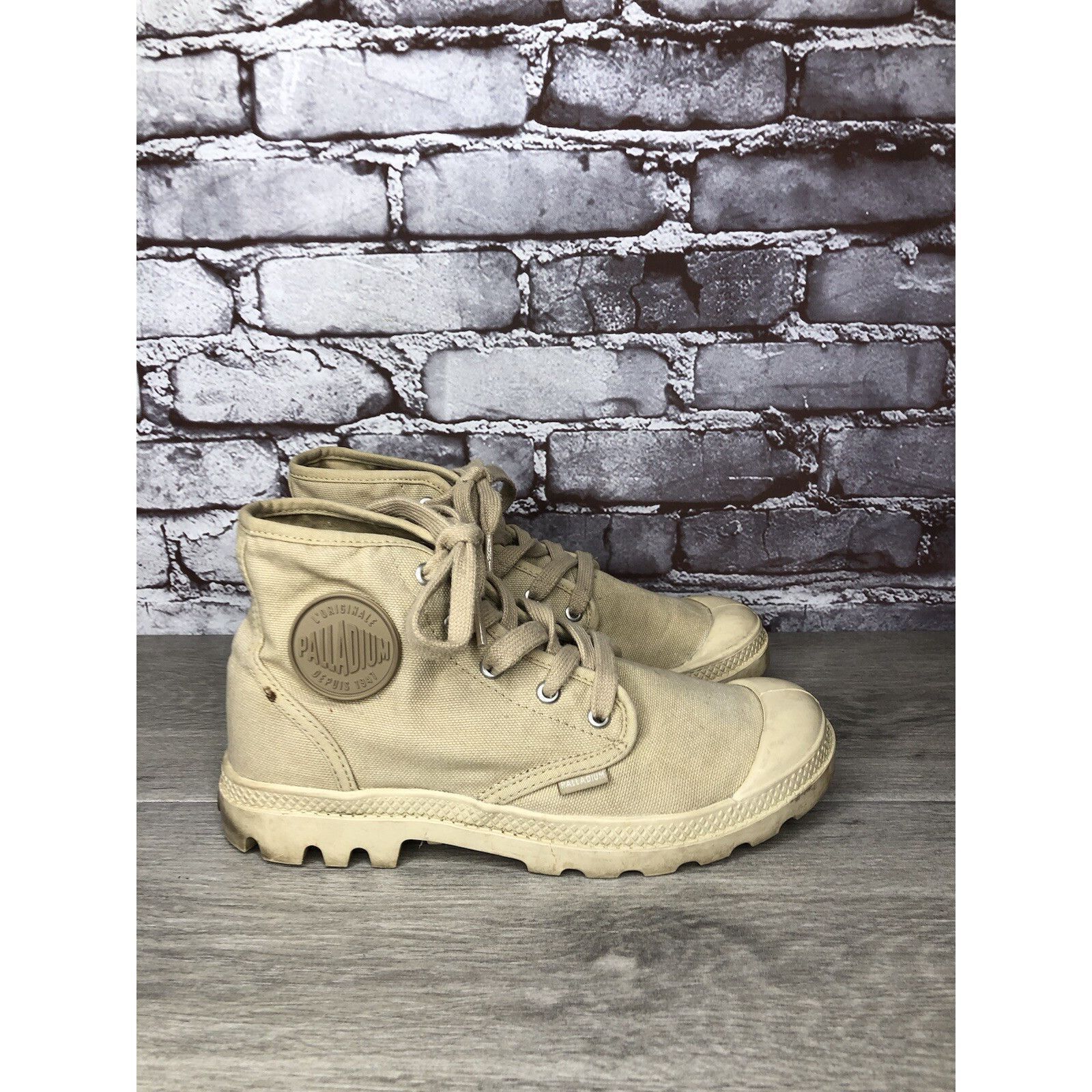 Palladium Palladium Pampa Hi Sahara Beige Khaki Canvas Lace Boots Wome Size US 8 / IT 38 - 14 Thumbnail