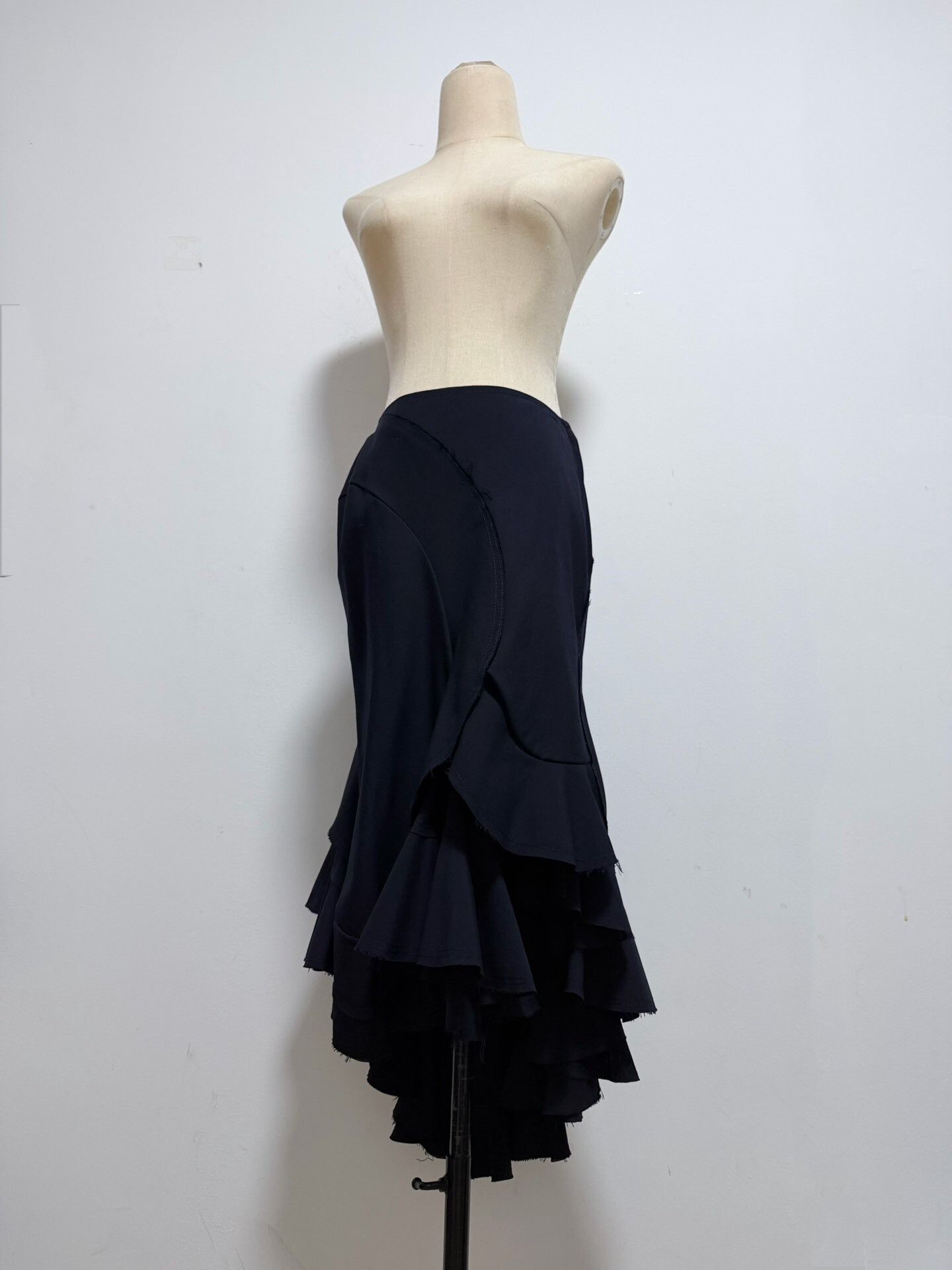 Junya Watanabe Junya Watanabe 2008 Layered Mermaid Skirt Size 22" - 1 Thumbnail