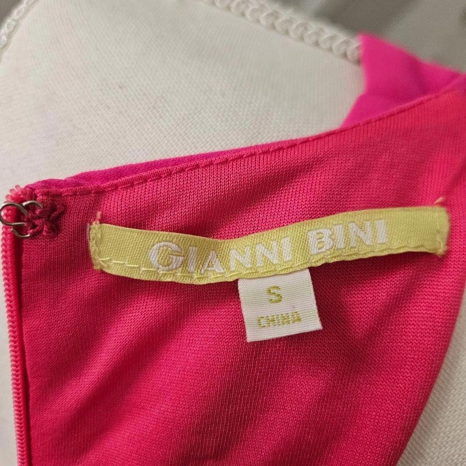 Designer Gianni Bini Bubblegum Dress with Stylish Cutout Detail #H116 Size S / US 4 / IT 40 - 5 Thumbnail
