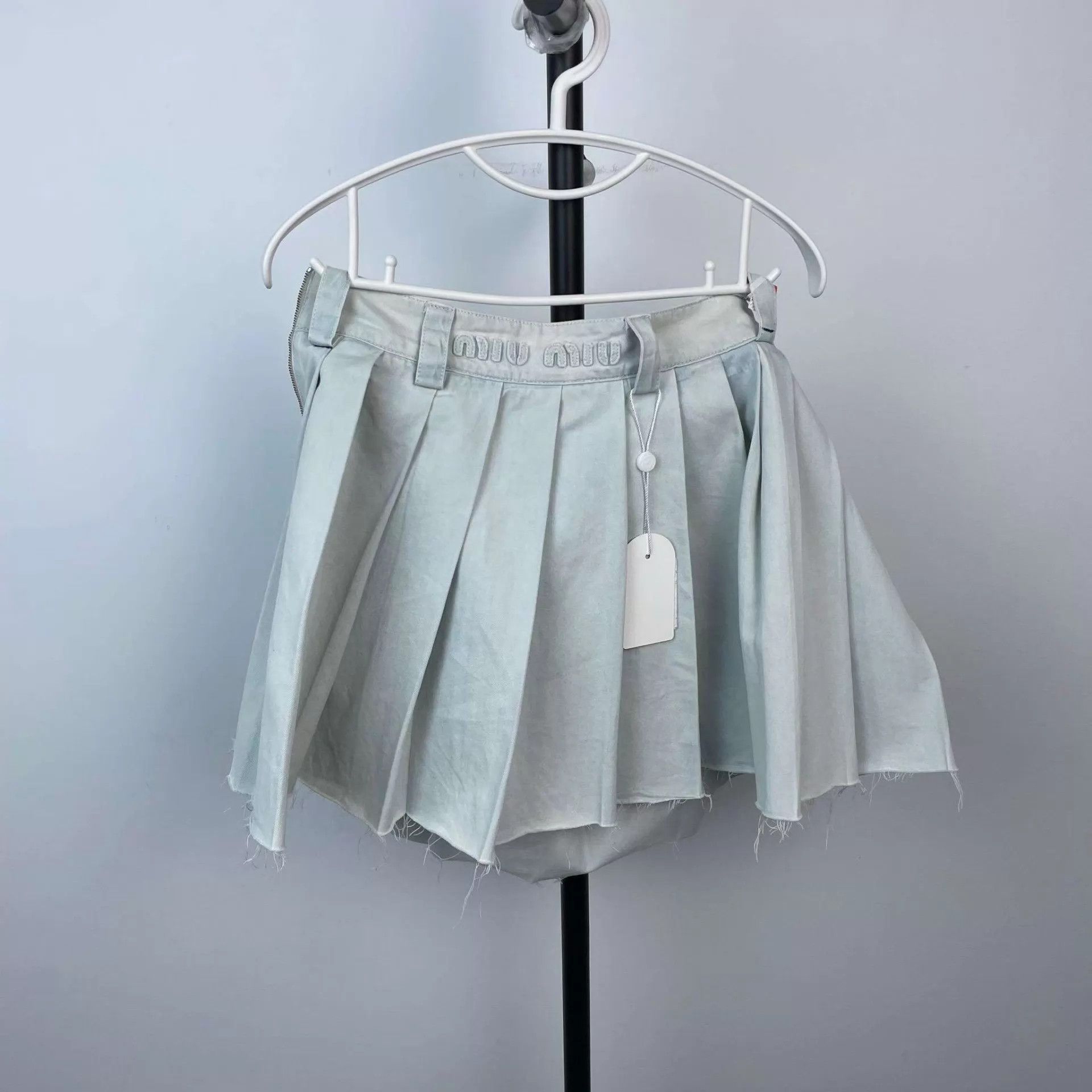Miu Miu MIU MIU light blue cotton denim skirt 36 Size 25" / US 0 / IT 36 - 2 Thumbnail